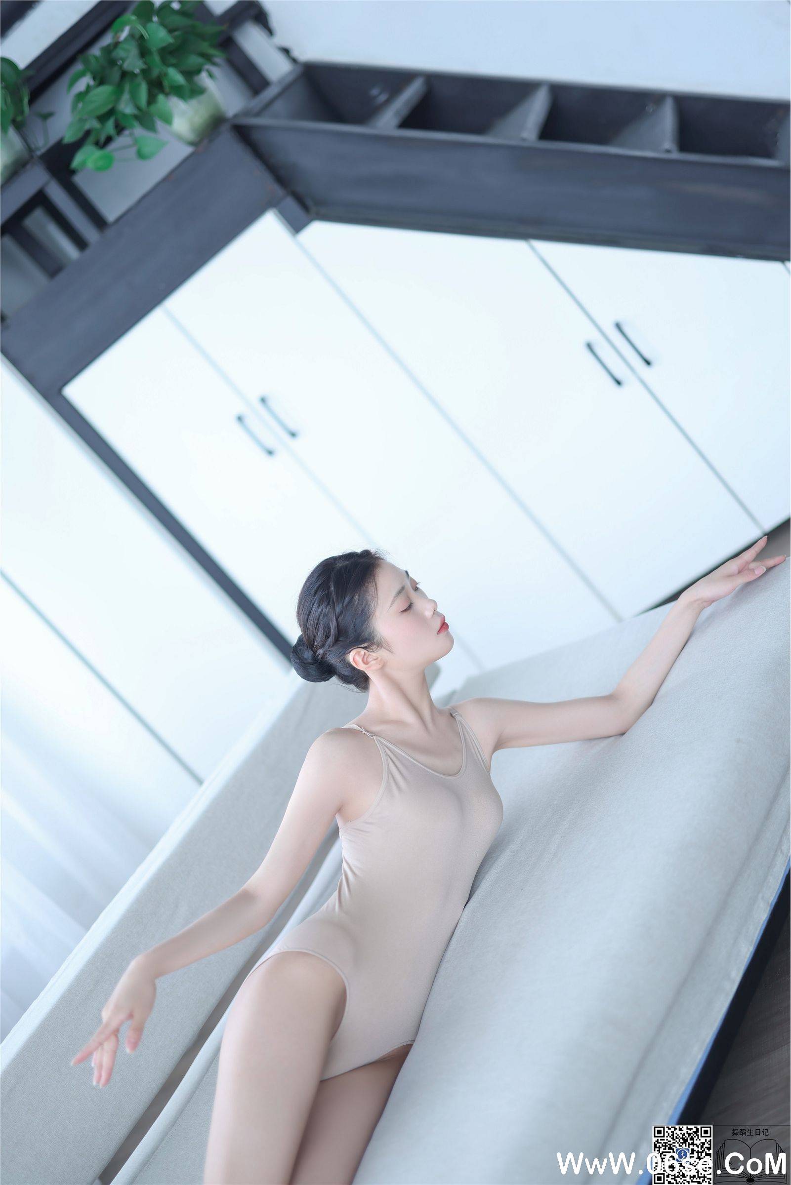 图片[41]-[GALLI嘉丽] 舞蹈生日记 002 – 茜茜-六色网