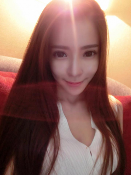 [Image: cefd73794cf2a58a7f3e1.jpg]