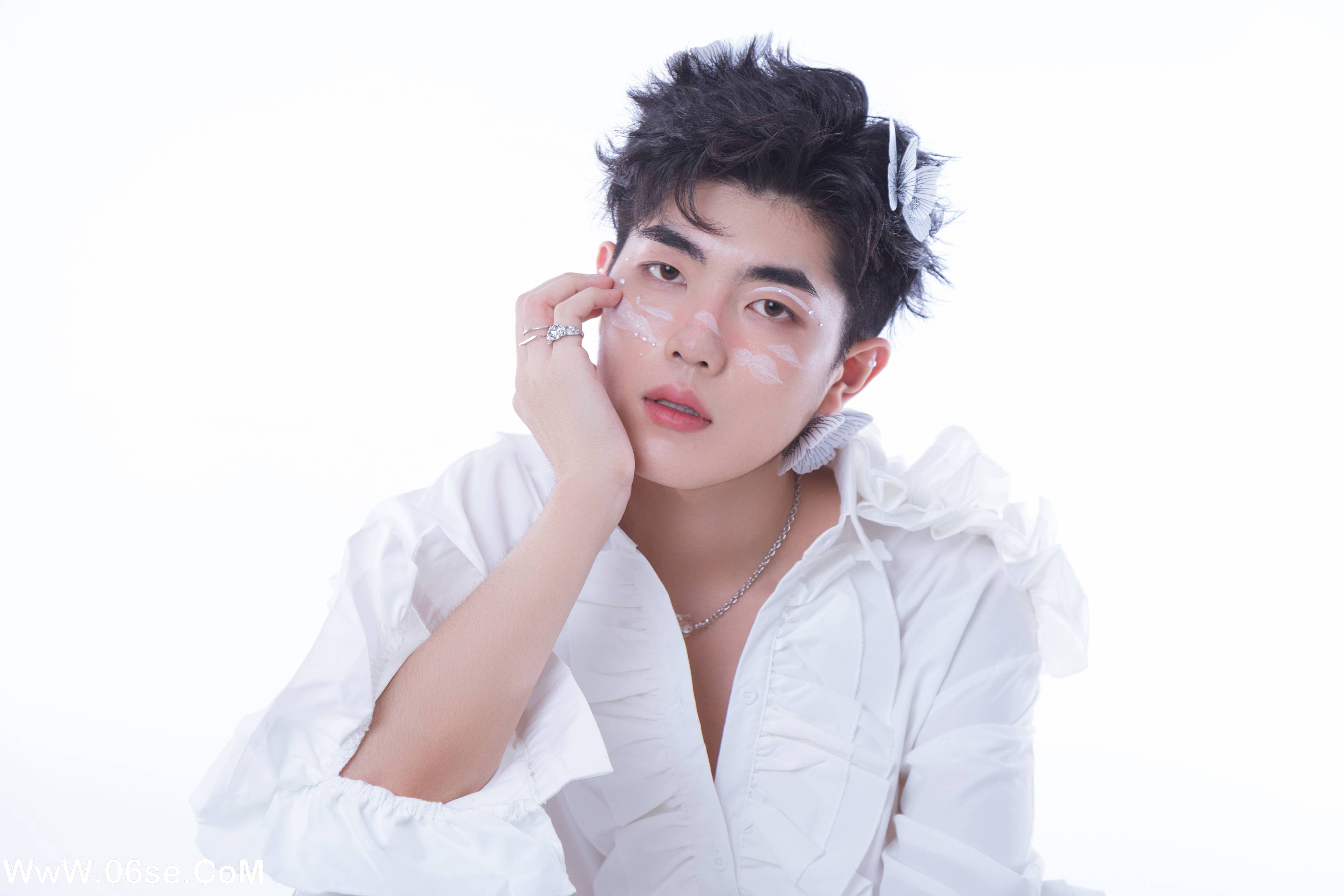 图片[17]-[YITUYU艺图语]2022.07.09 白色蝴蝶 陈川儿Andrew[22+1P／171MB]-六色网