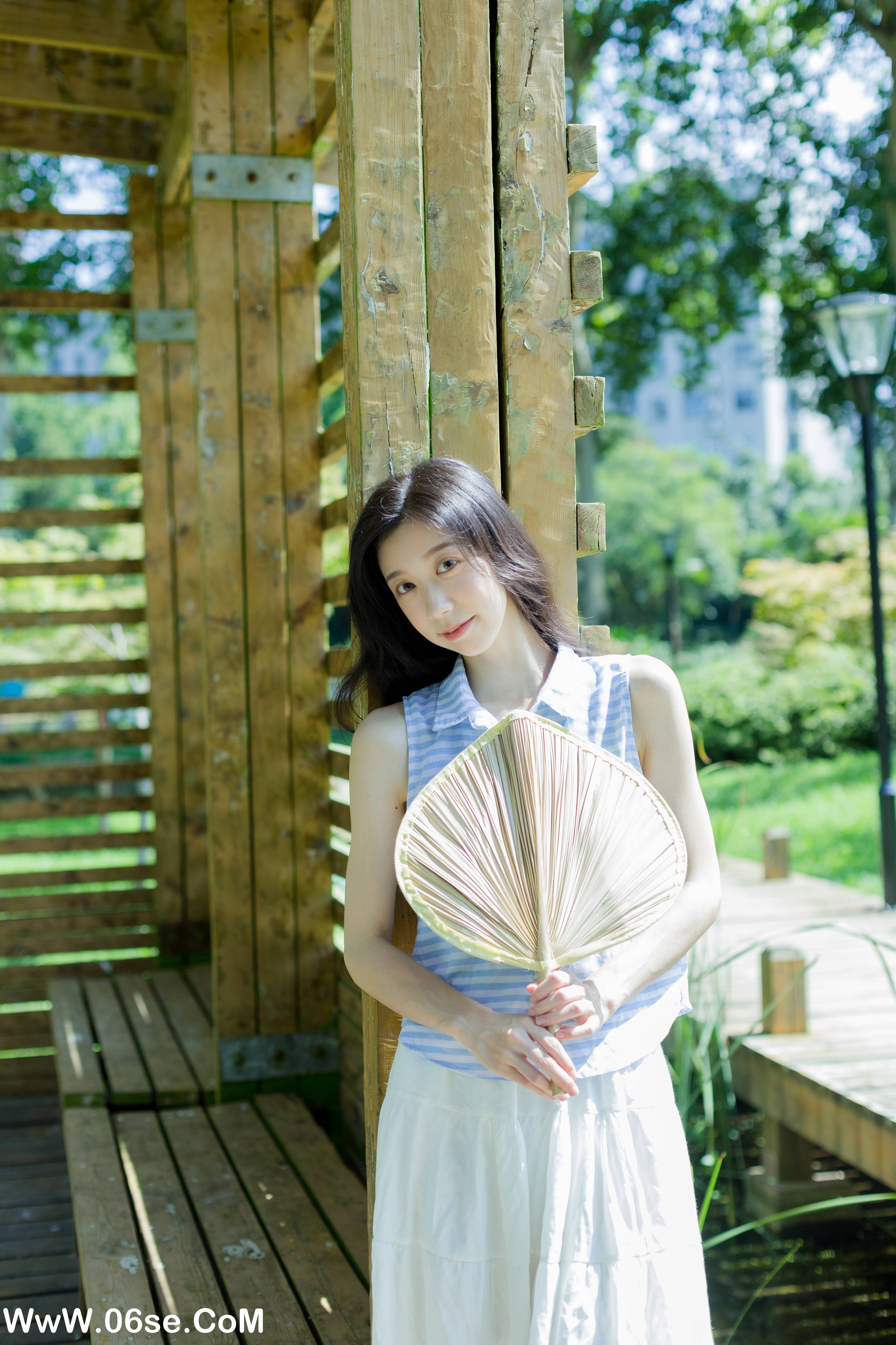 图片[14]-[YITUYU艺图语]2022.09.23 在你的身边 饲猫少女-[35+1P／374MB]-六色网