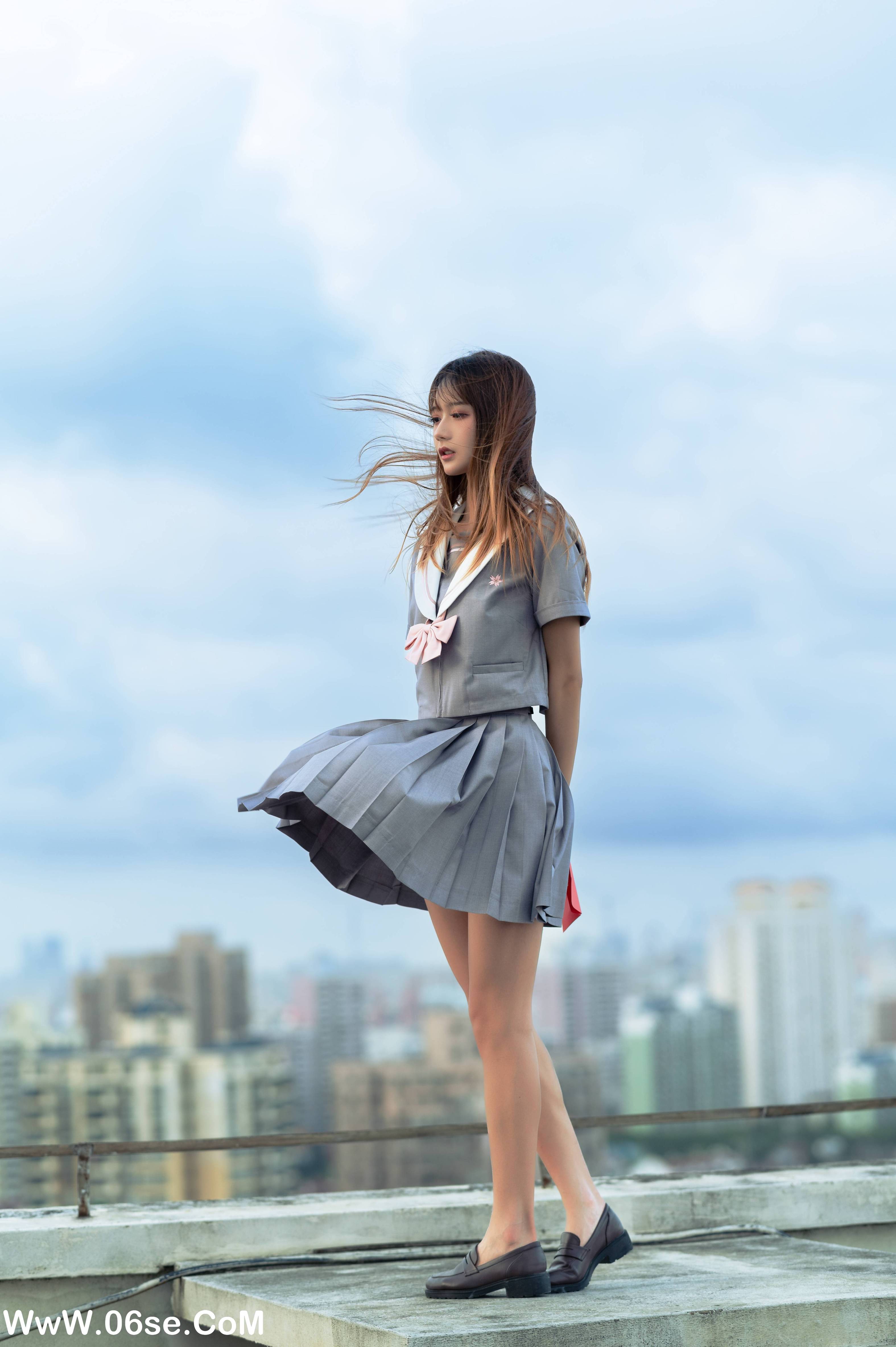图片[6]-[YITUYU艺图语]2022.06.12 天台纸飞机 兔子Zzz不吃胡萝卜[28P-252.64MB]-六色网