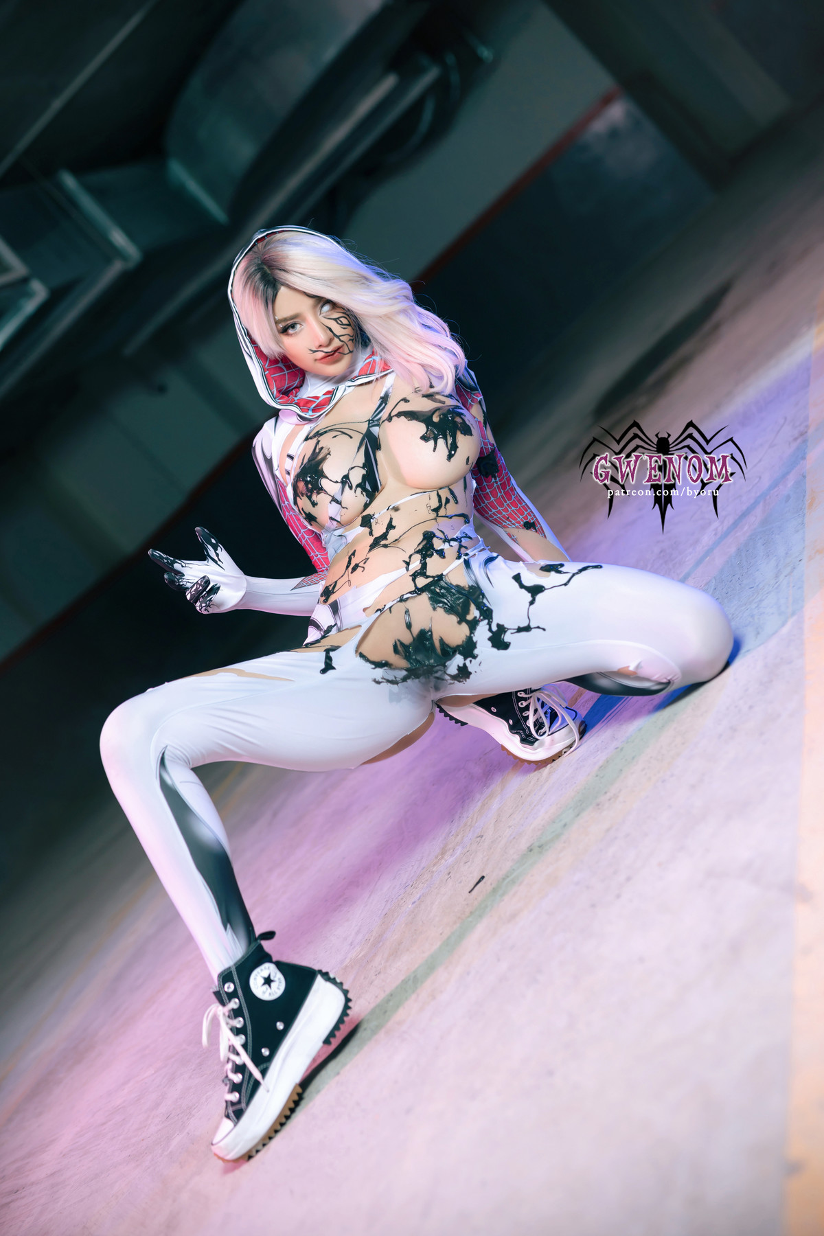 Cosplay 日本性感萝莉Byoru Anti Gwenom 23