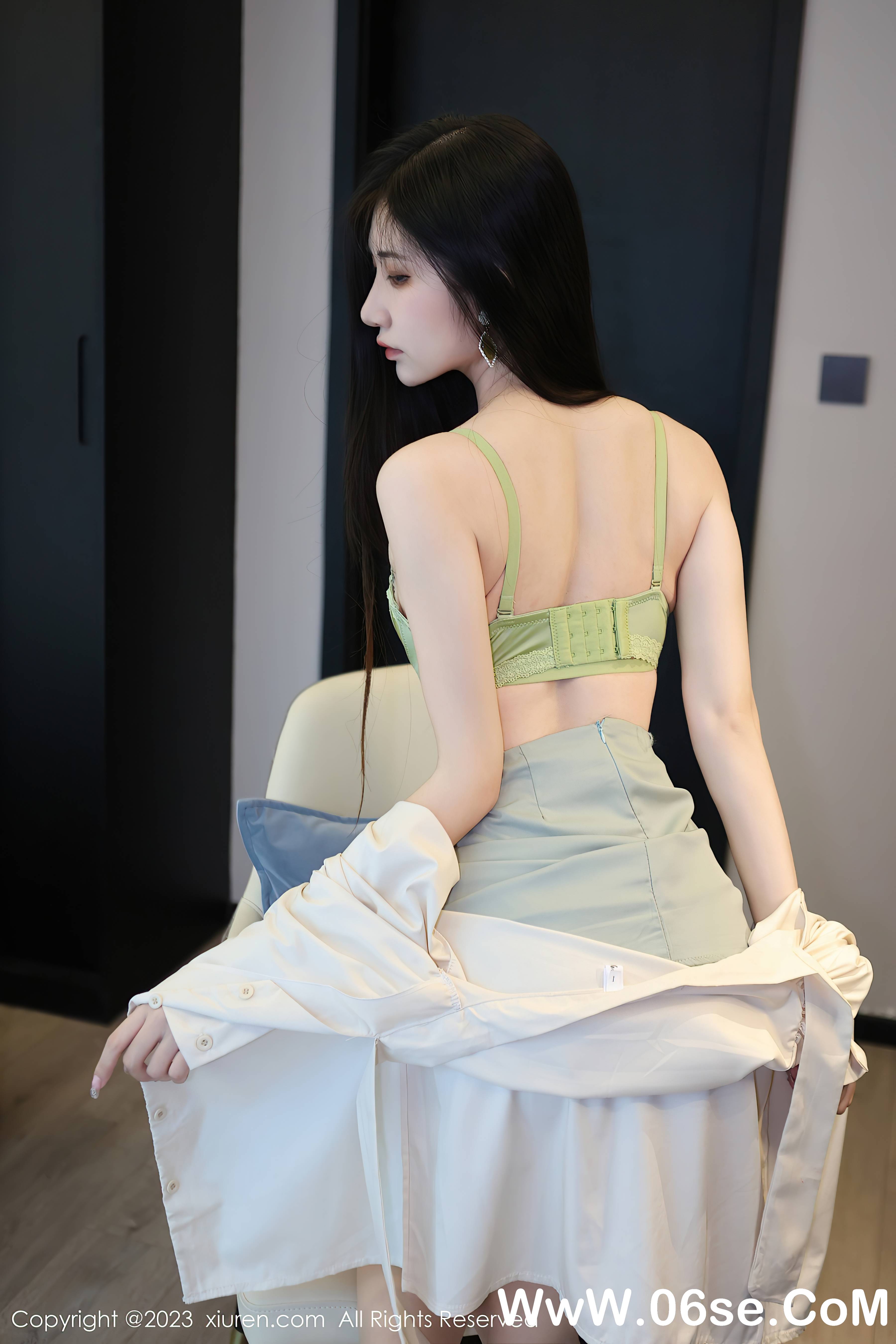 图片[33]-[XiuRen秀人网] 2023.04.10 NO.6547 依娜Yina-六色网
