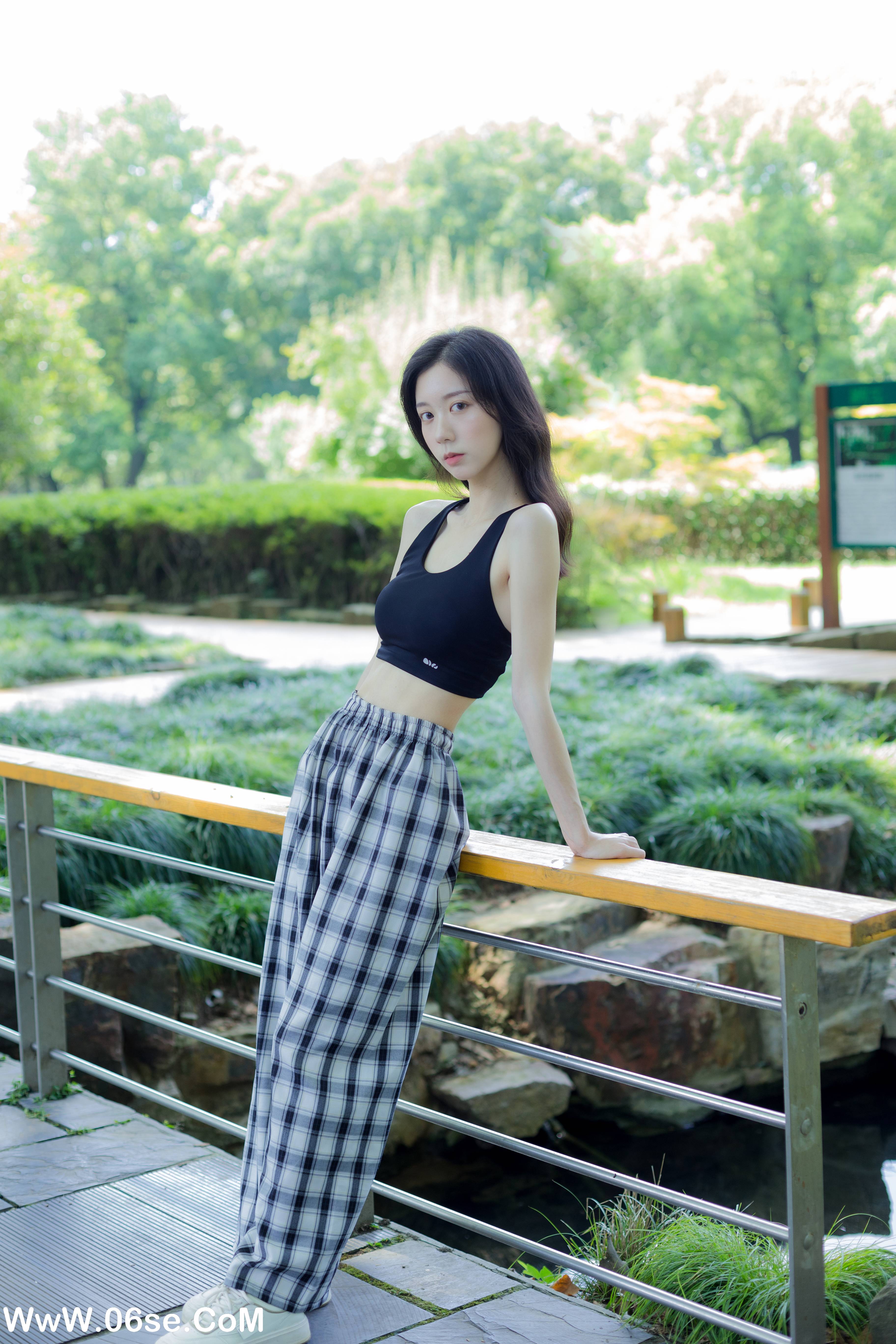 图片[7]-[YITUYU艺图语]2022.09.08 晨练日 饲猫少女-[26+1P／237MB]-六色网