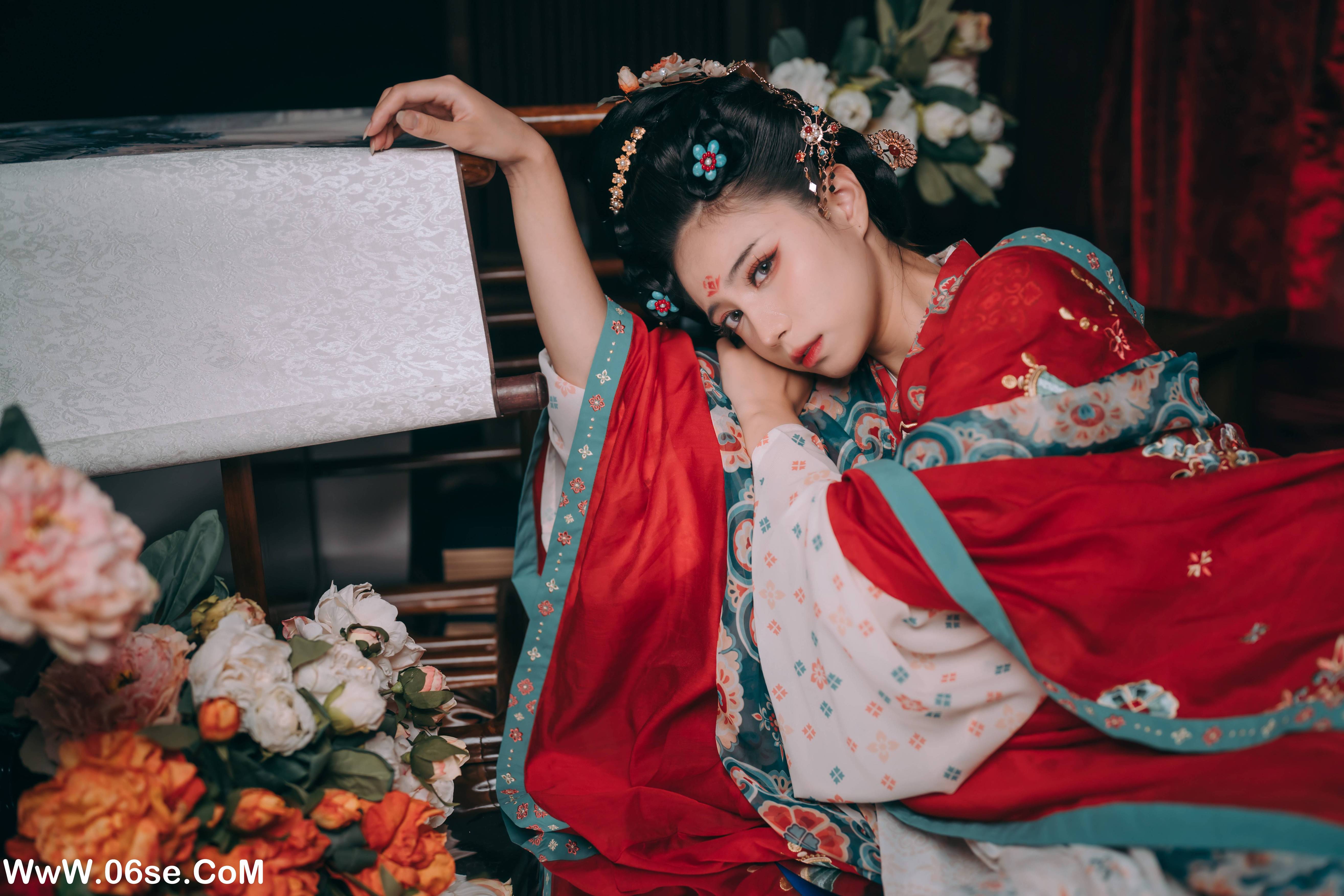 图片[10]-[YITUYU艺图语]2022.09.10 花想容颜 贰加六[22+1P／87.2MB]-六色网