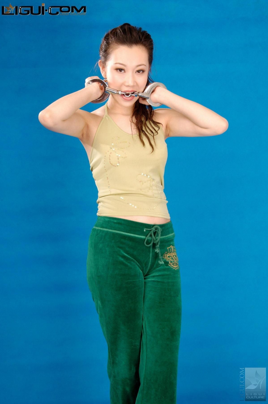 [Image: cfac55ffd350f01c137a1.jpg]