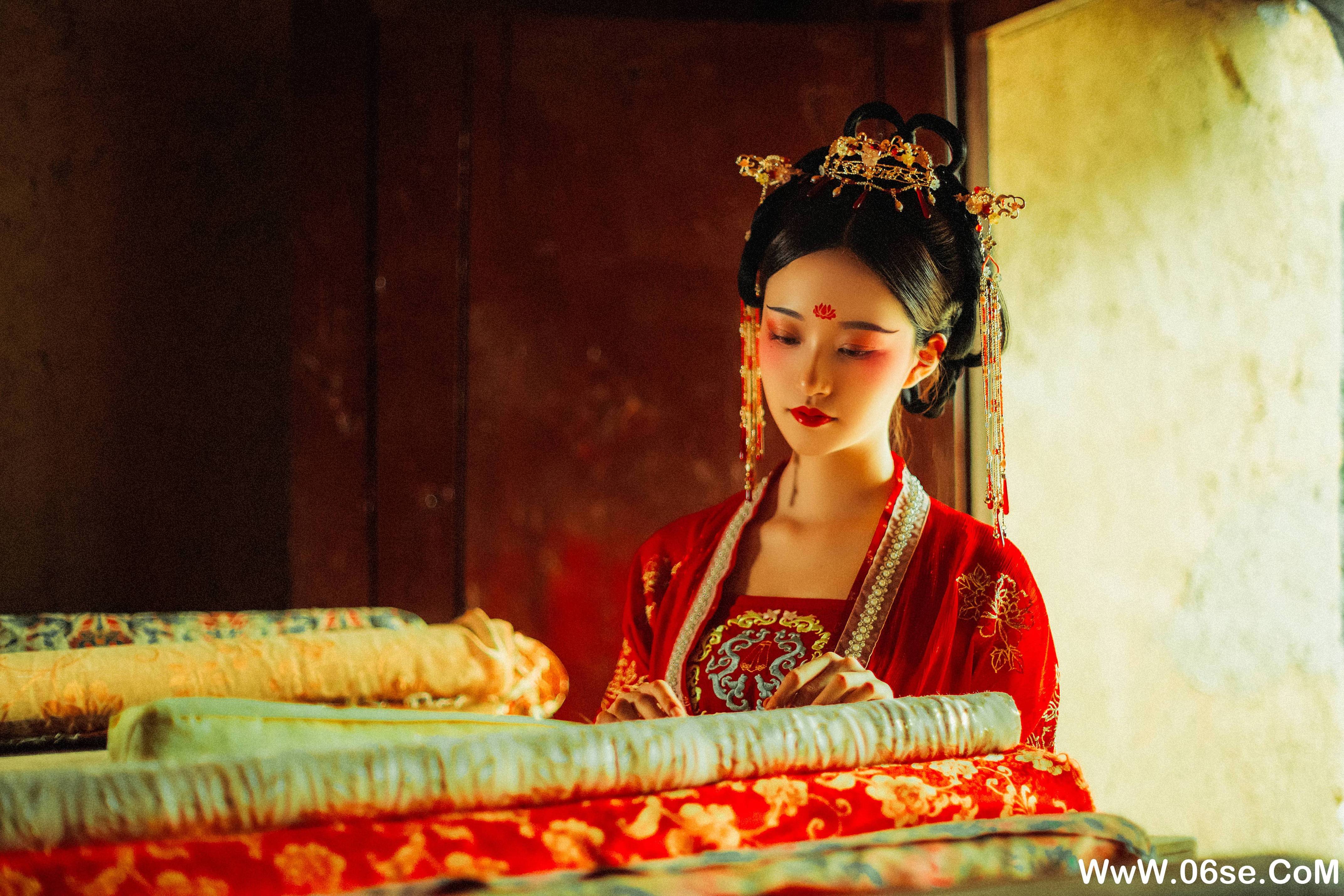 图片[8]-[YITUYU艺图语]2021.08.23 梦千年 沧霁桔梗[27+1P／875MB]-六色网
