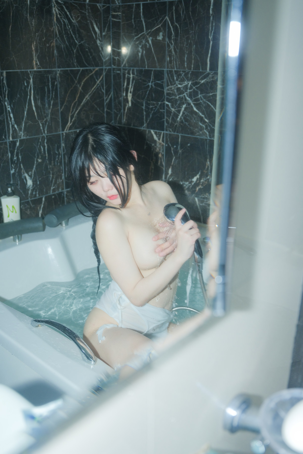 ZIA.Kwon 권지아, [Yo-U] Shower Set.03 64