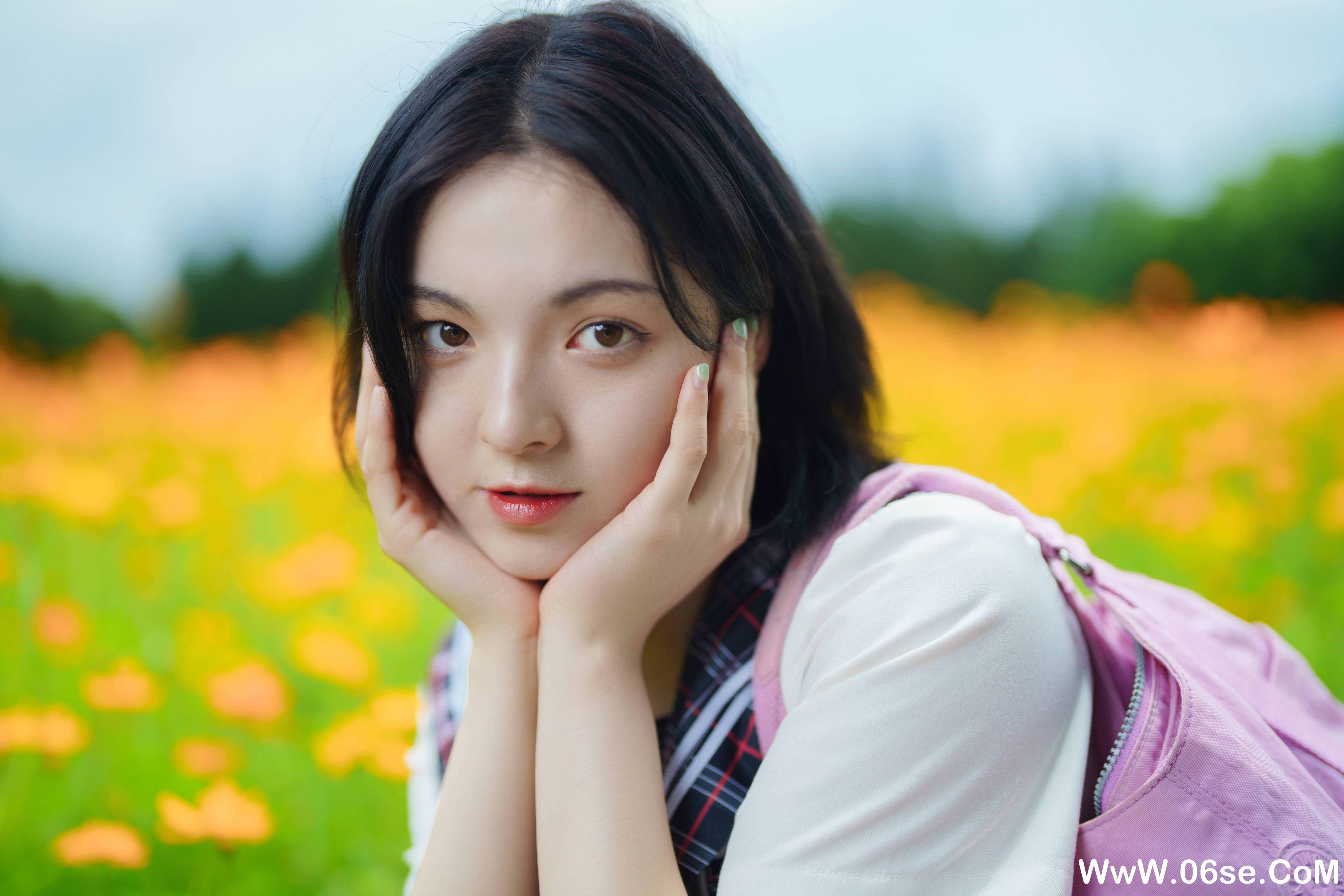 图片[28]-[YITUYU艺图语]2021.11.12 花田里的JK少女 dudu[50+1P／0.98GB]-六色网