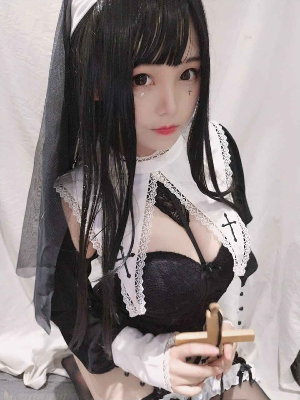 蜜汁猫裘-修女 [25P] 22