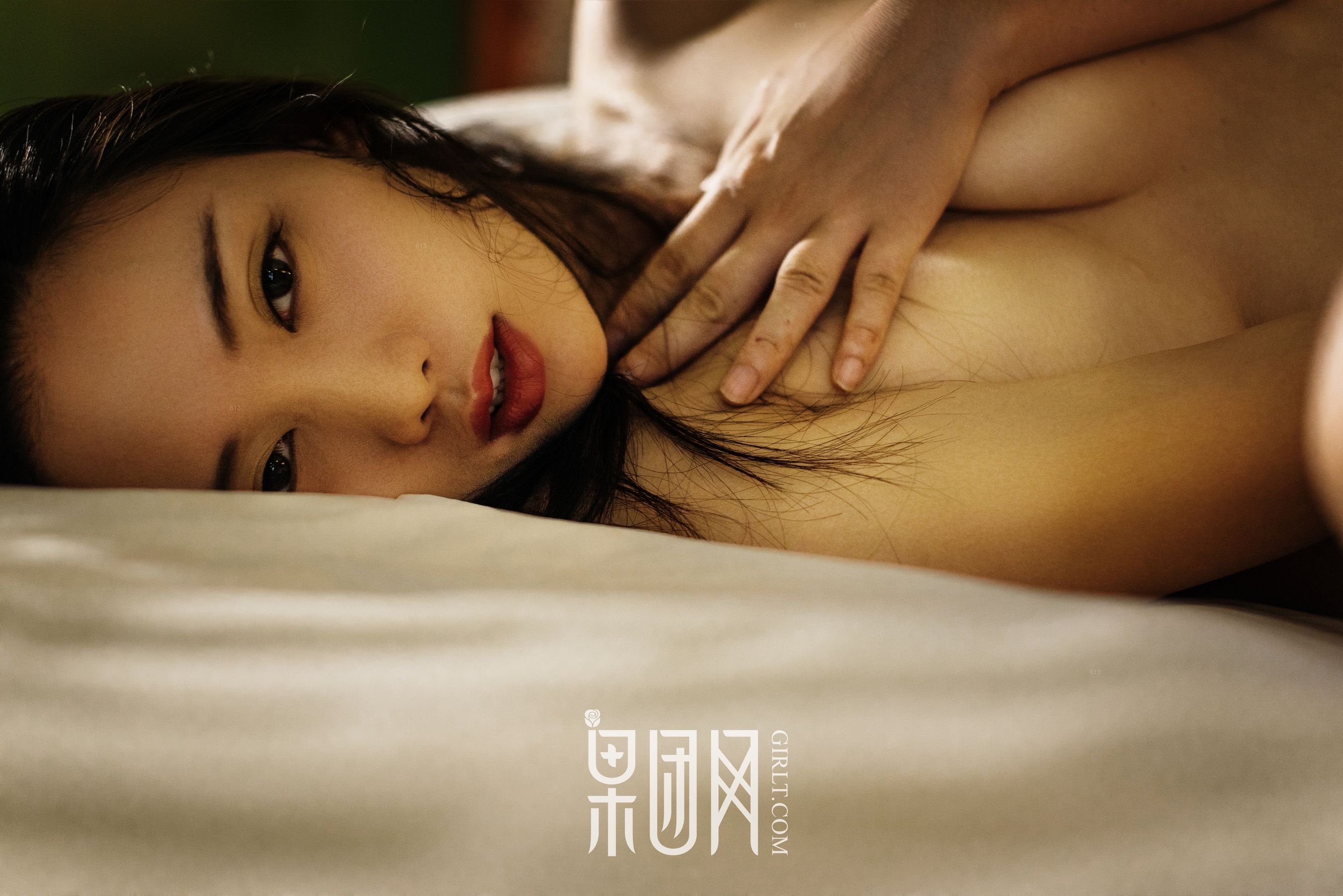 EMILY《黑丝裹体，东方美人今夜为你绽放》_[果团网Girlt]_NO.071-写真图集共32P 5