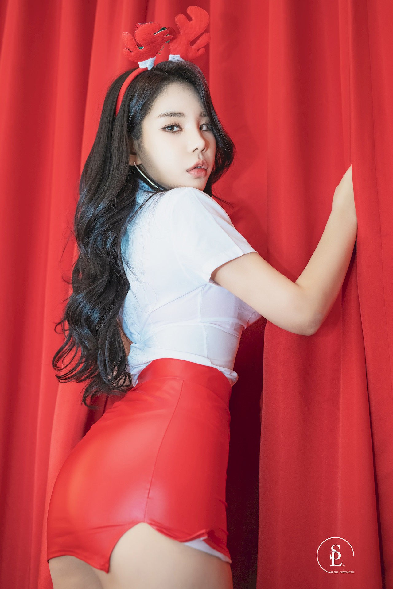Zzyuri 쮸리, [SAINT Photolife] X-mas 5