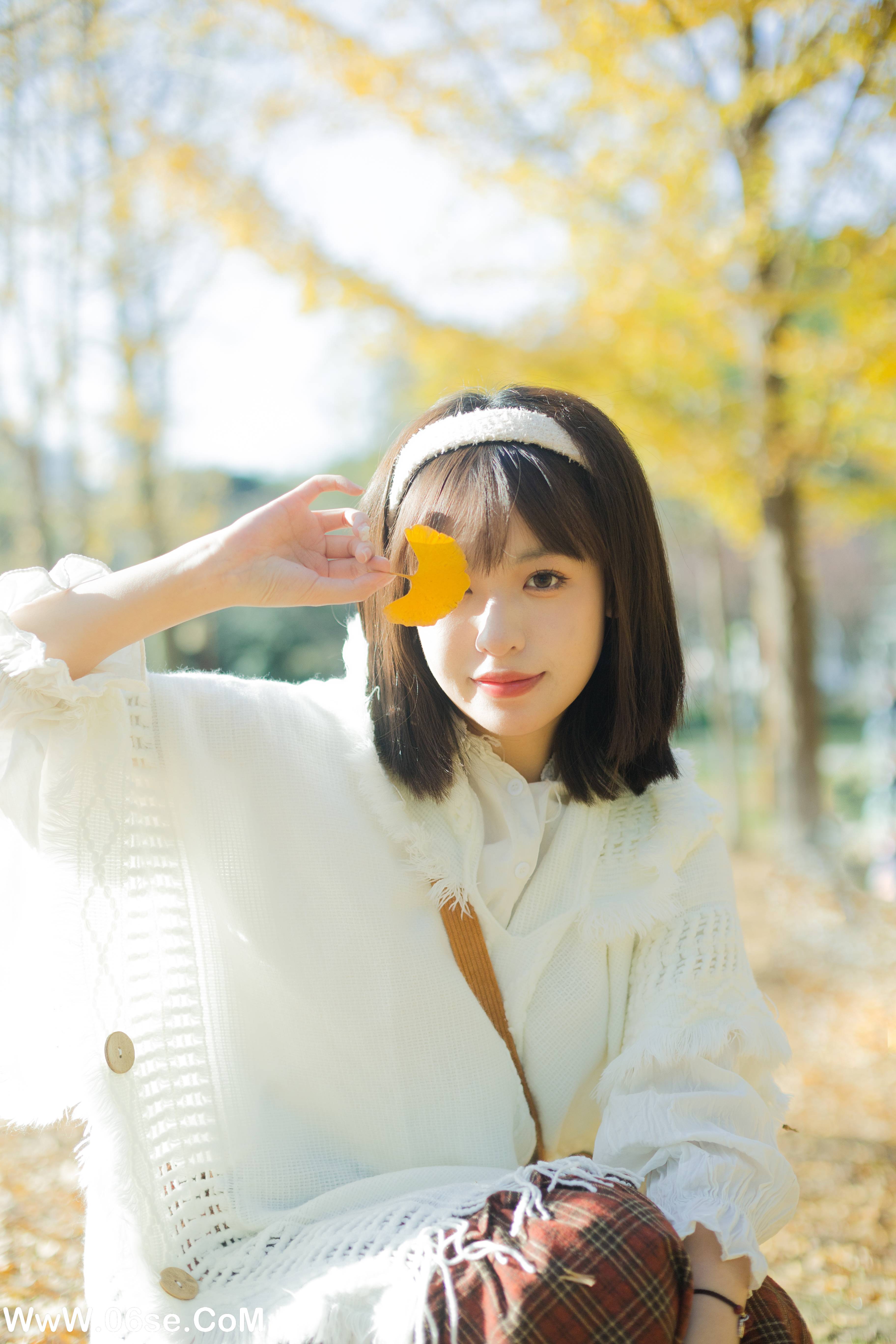 图片[3]-[YITUYU艺图语]2022.09.25 我觉得秋天好像要来了 睡饱了吗[33+1P／353MB]-六色网