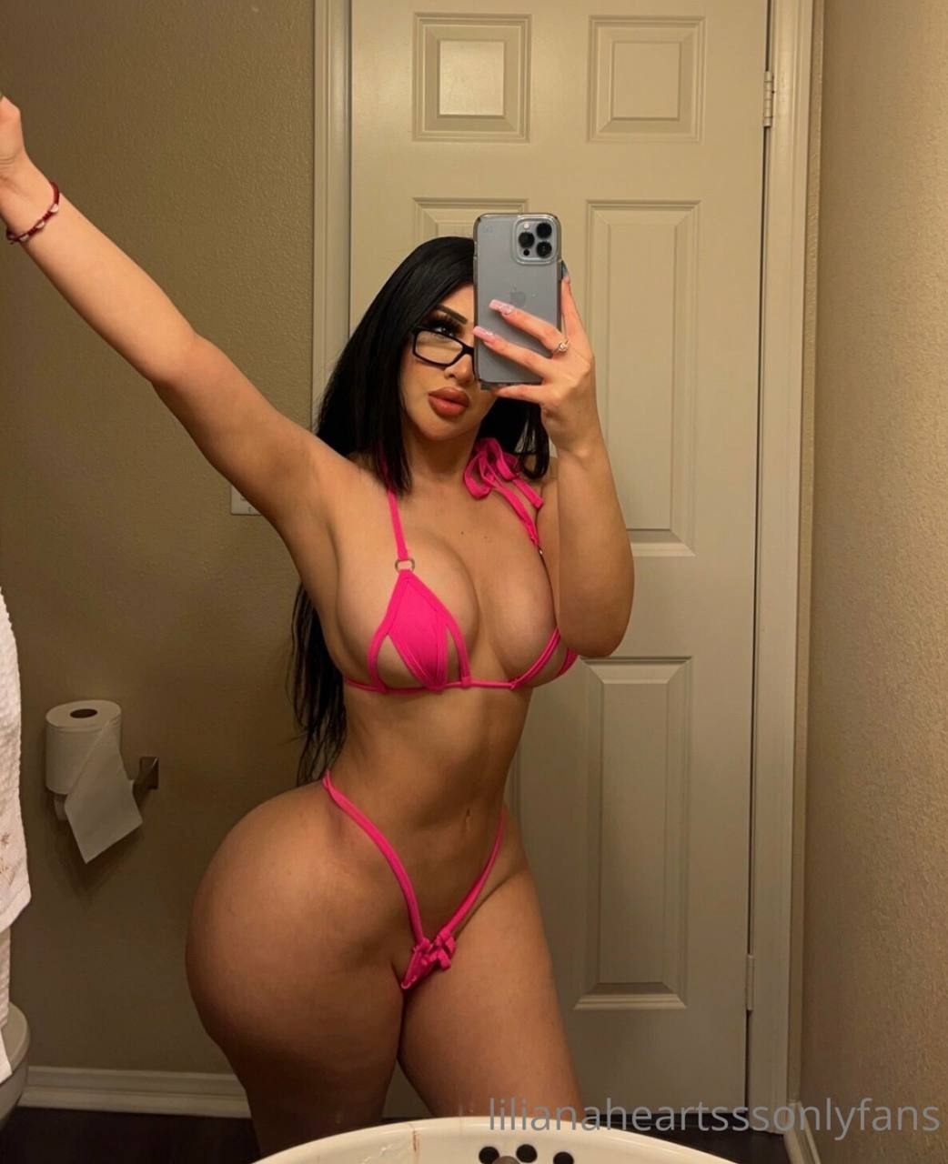 Liliana hearts latest collection including s3xtapes Link: pastebin....