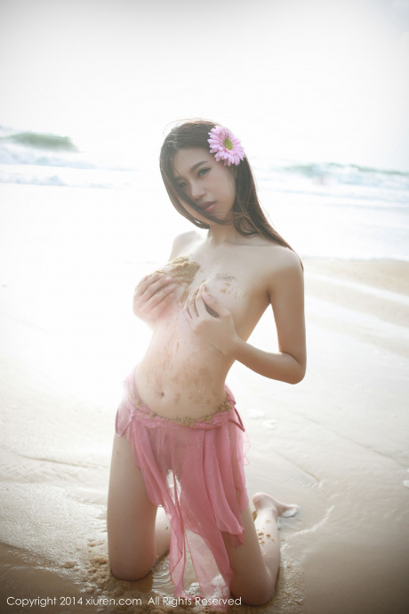 [Image: d1e77d2794670f56aff95.jpg]
