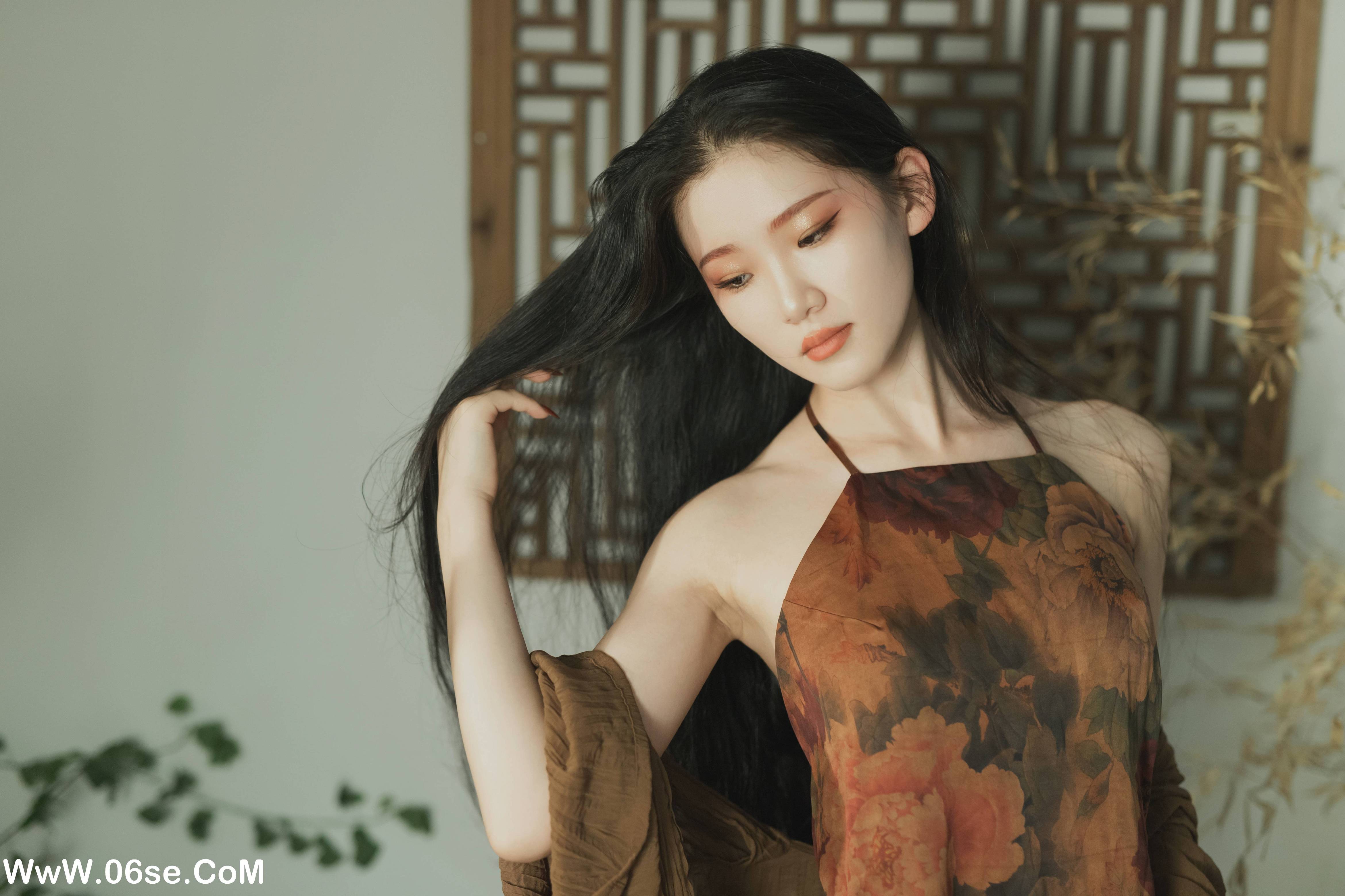 图片[30]-[YITUYU艺图语]2022.09.03 素衣 相望回首喵喵喵[34+1P／379MB]-六色网