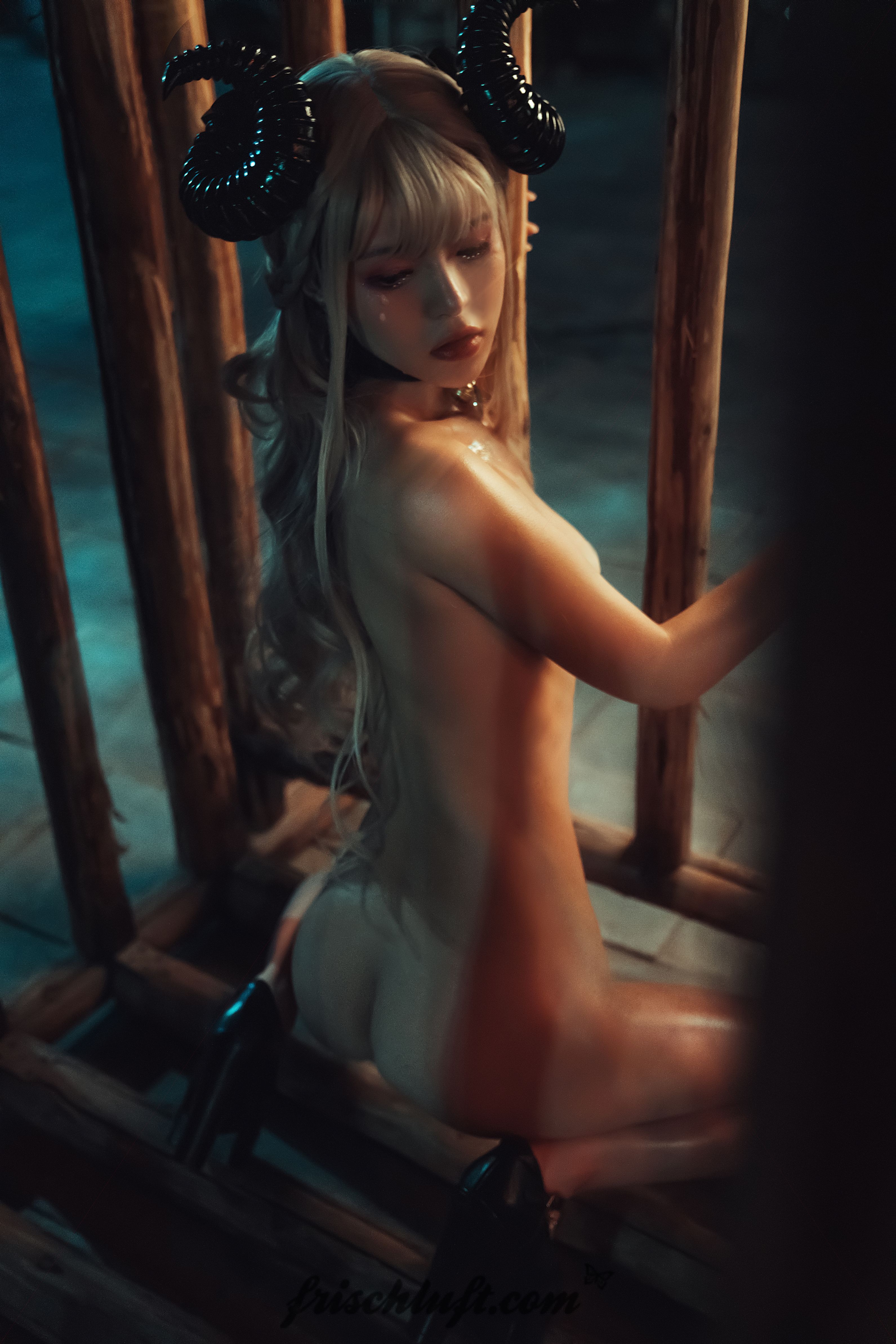 美少女晕崽 - 惩戒魅魔 [48P1V-992MB] 33