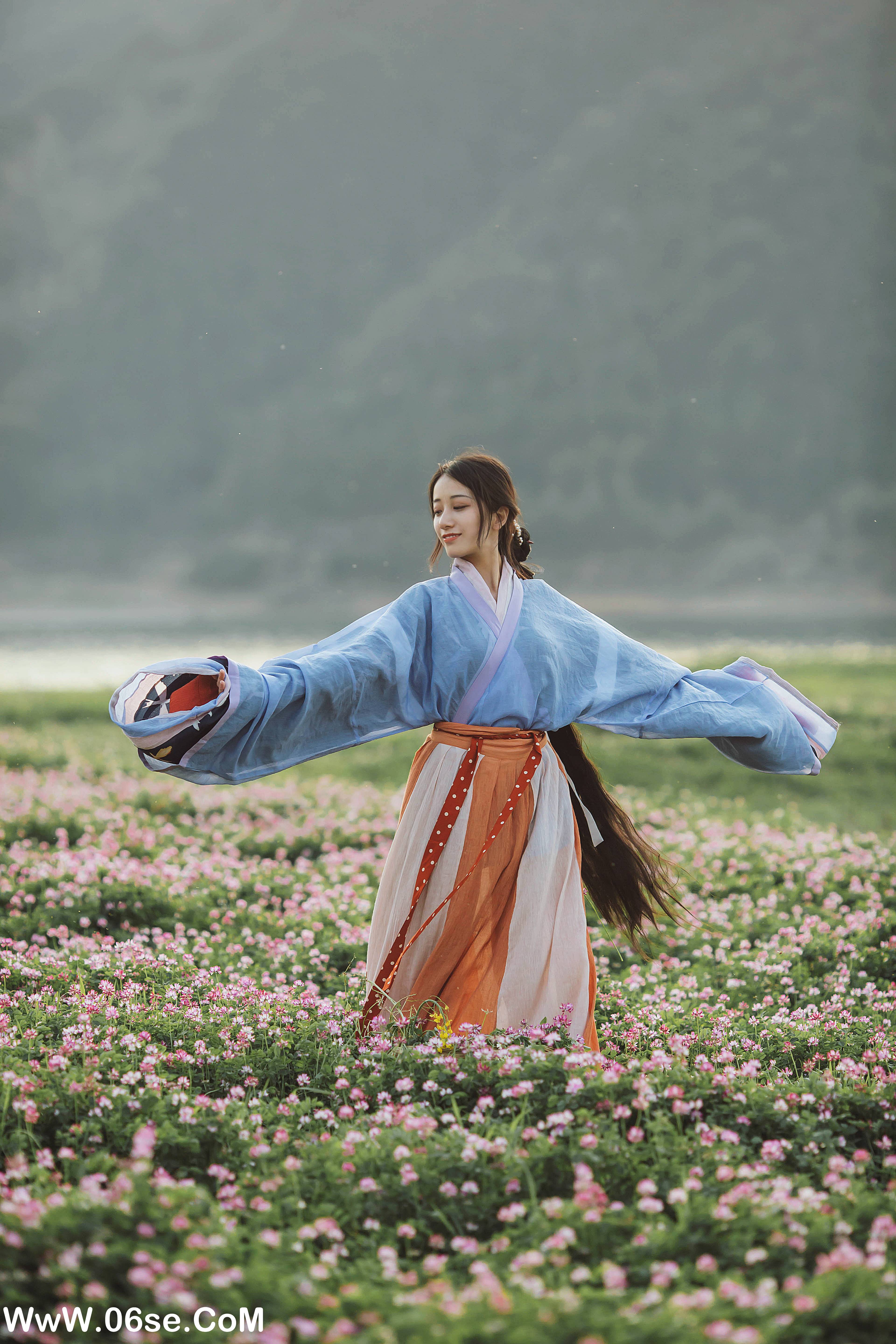 图片[24]-[YITUYU艺图语]2022.01.11 诗经 小清菡[32+1P／287MB]-六色网