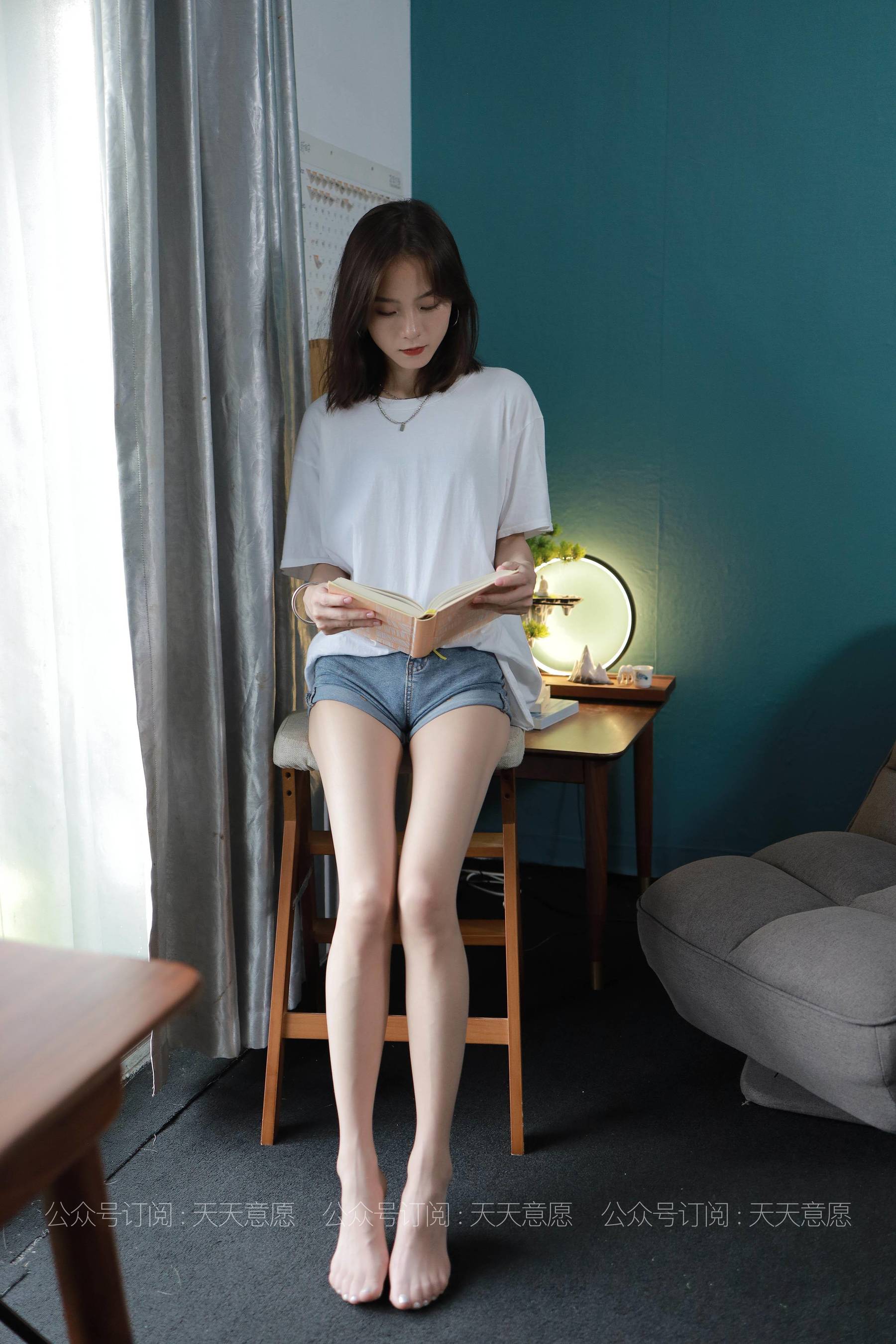 [IESS异思趣向]_模特：小六《邻家少女爱看书》-写真图集共96P 2