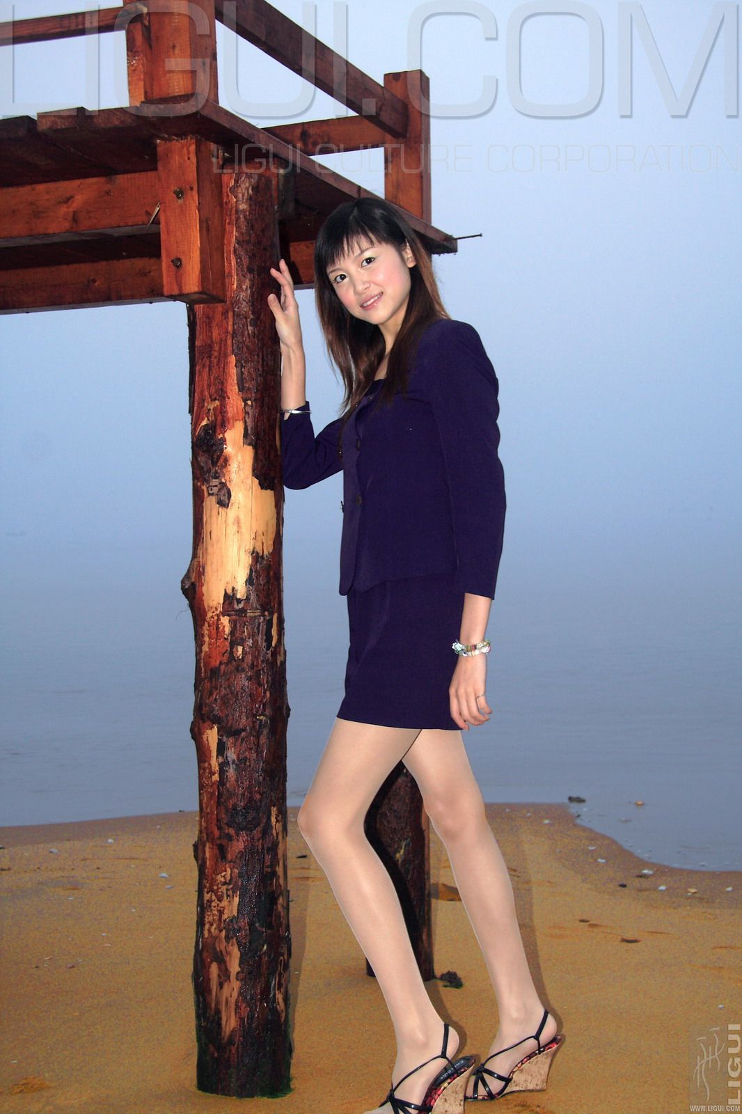 [Image: d29d2ee8bbf9e7552e07c.jpg]