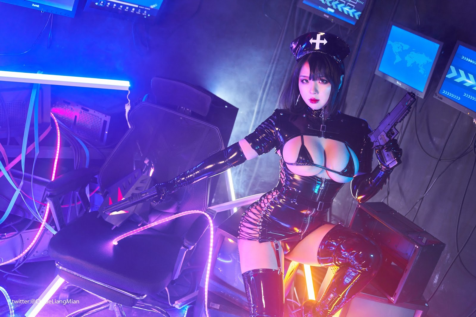 Cosplay 皮皮奶可可爱了啦 黑暗护士 6