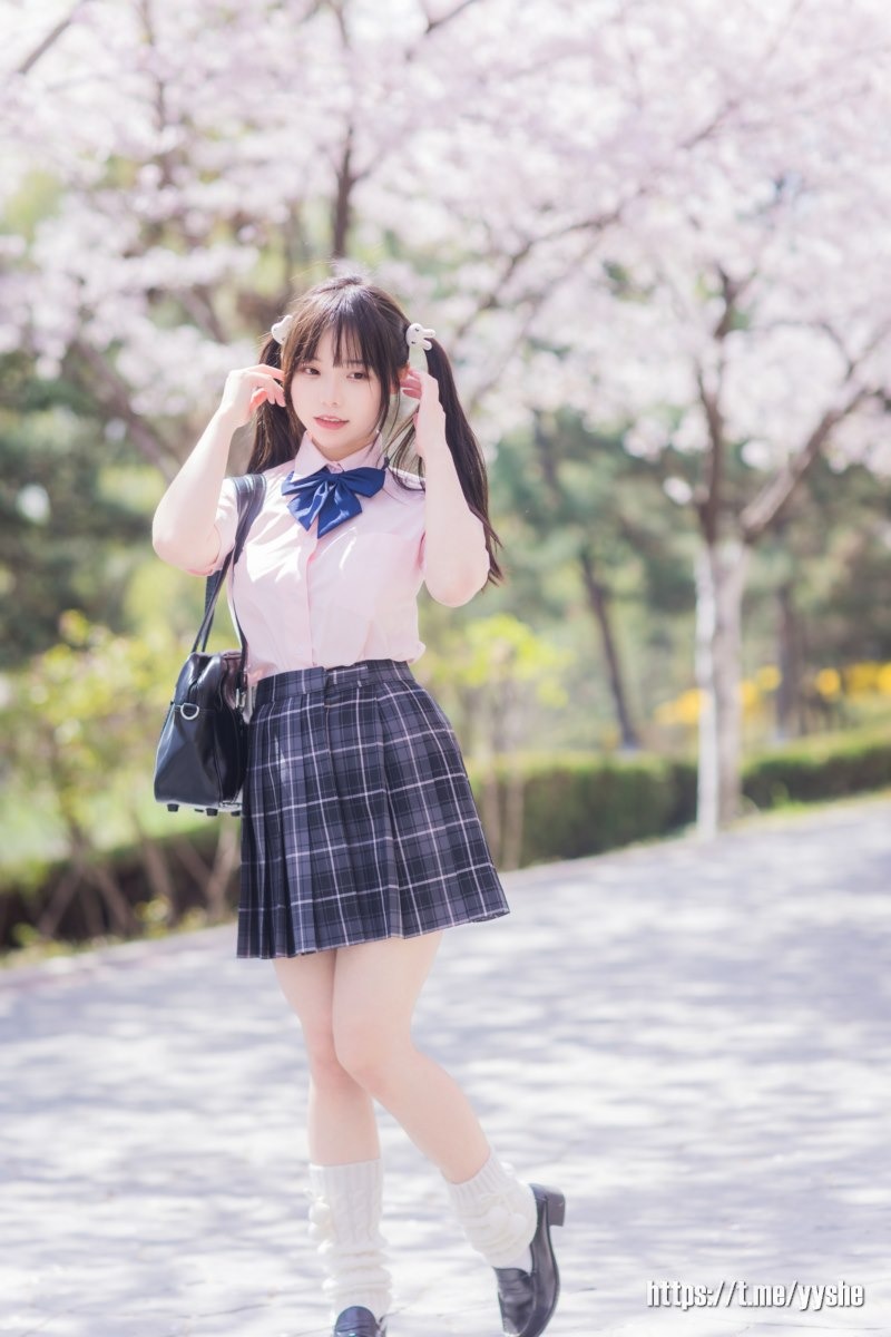 六味帝皇酱 - 樱花女友[53P] 51