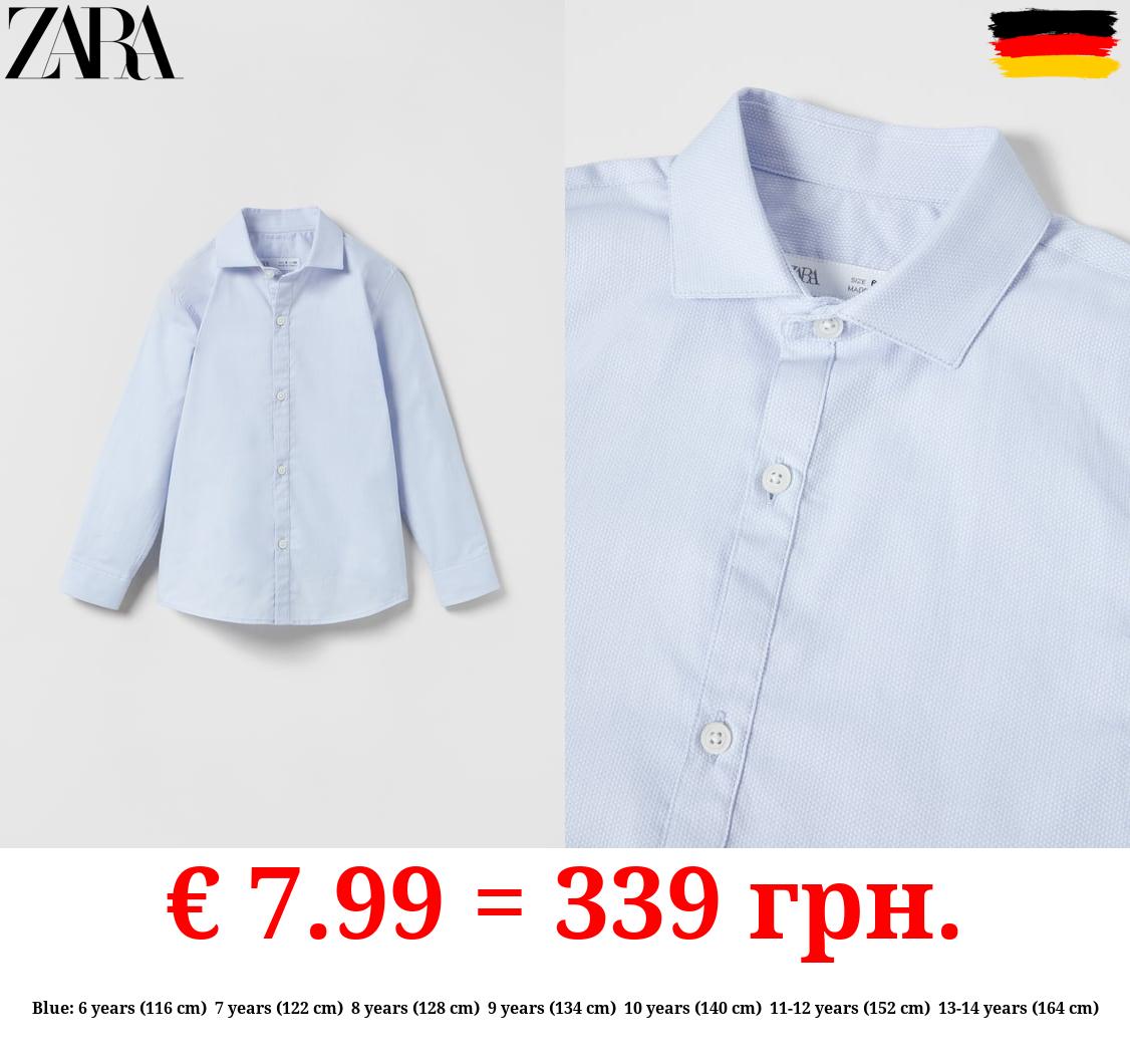 DRESS SHIRT WITH SPREAD COLLAR