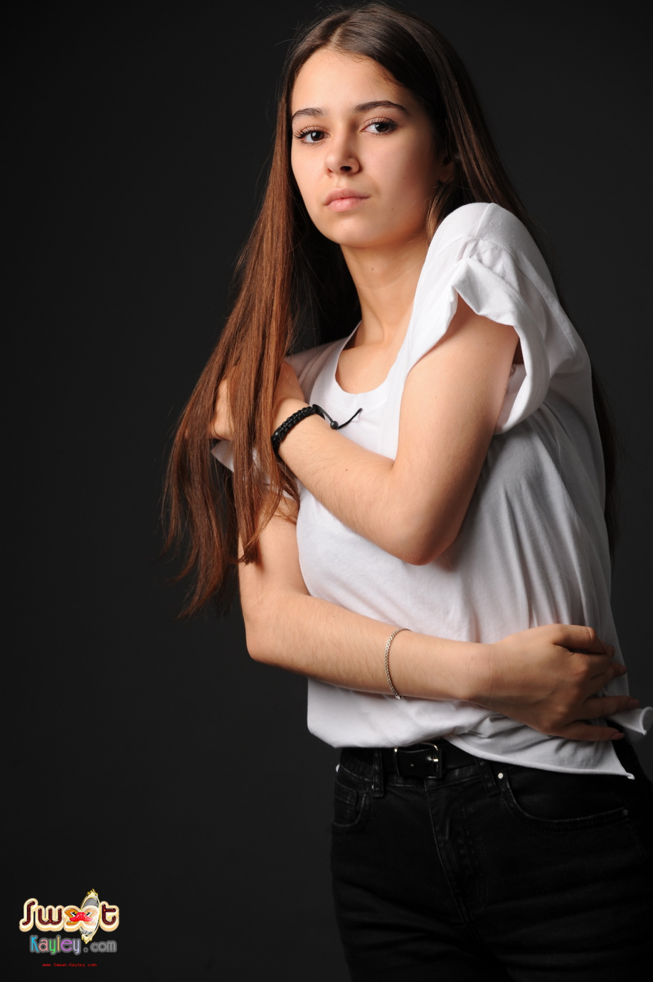 [Image: d34a956e96b7f0e944a3f.jpg]