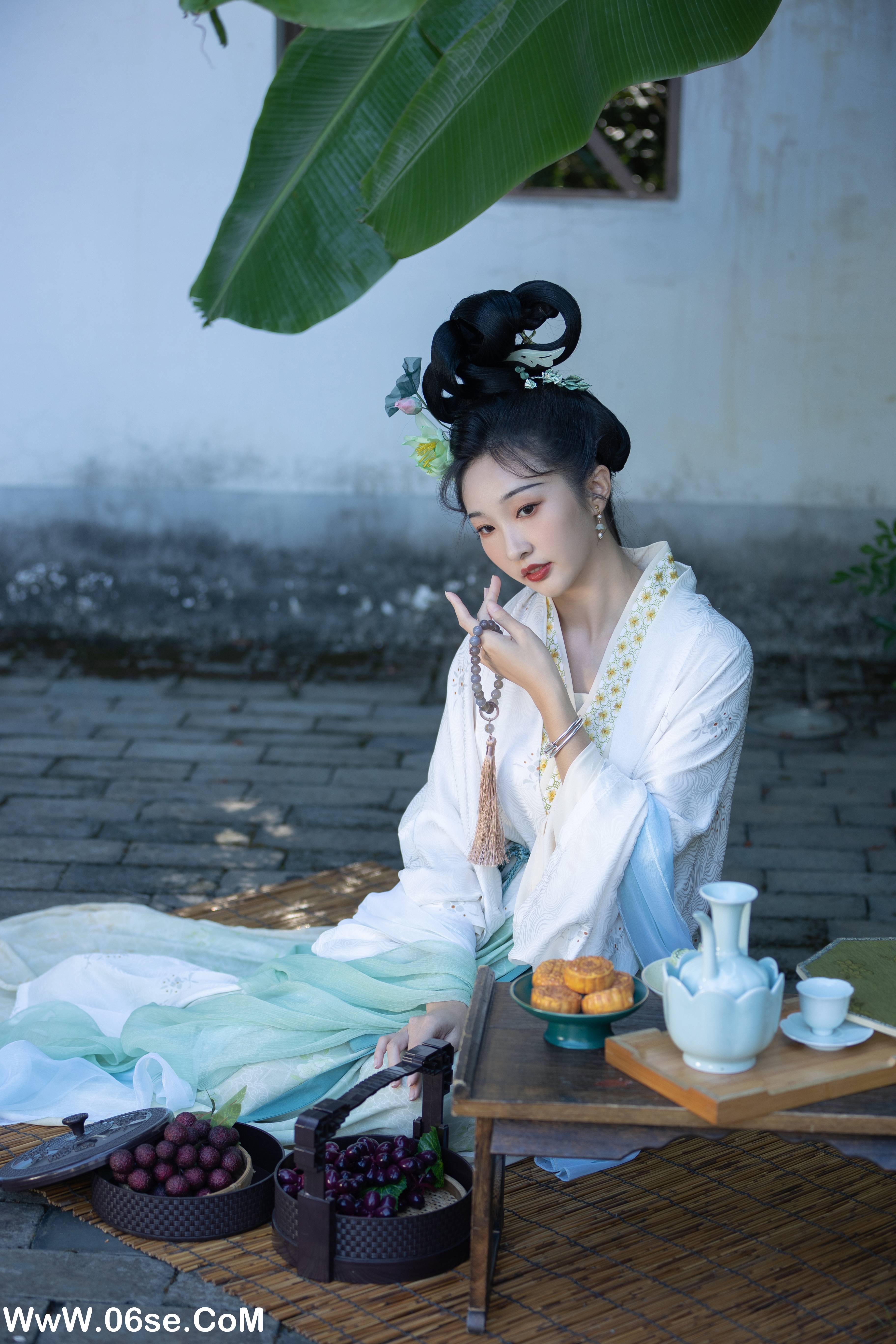 图片[19]-[YITUYU艺图语]2022.11.17 绿了芭蕉 丸子有只猫[33+1P／331MB]-六色网
