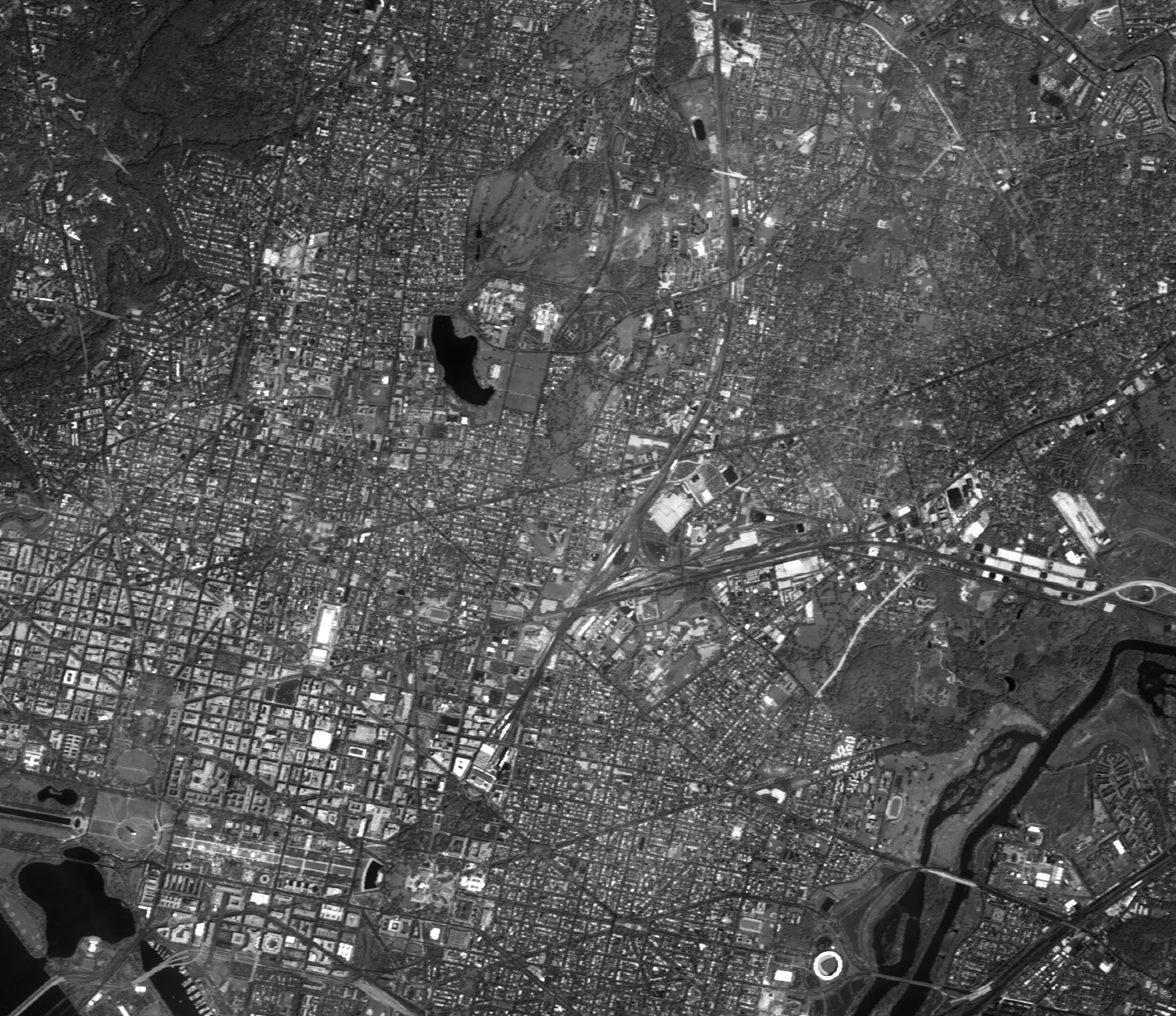Спутник сейчас. Снимки со спутника. Спутниковые радиолокационные снимки. Радиолокационный снимок из космоса. Спутниковый снимок Москвы.