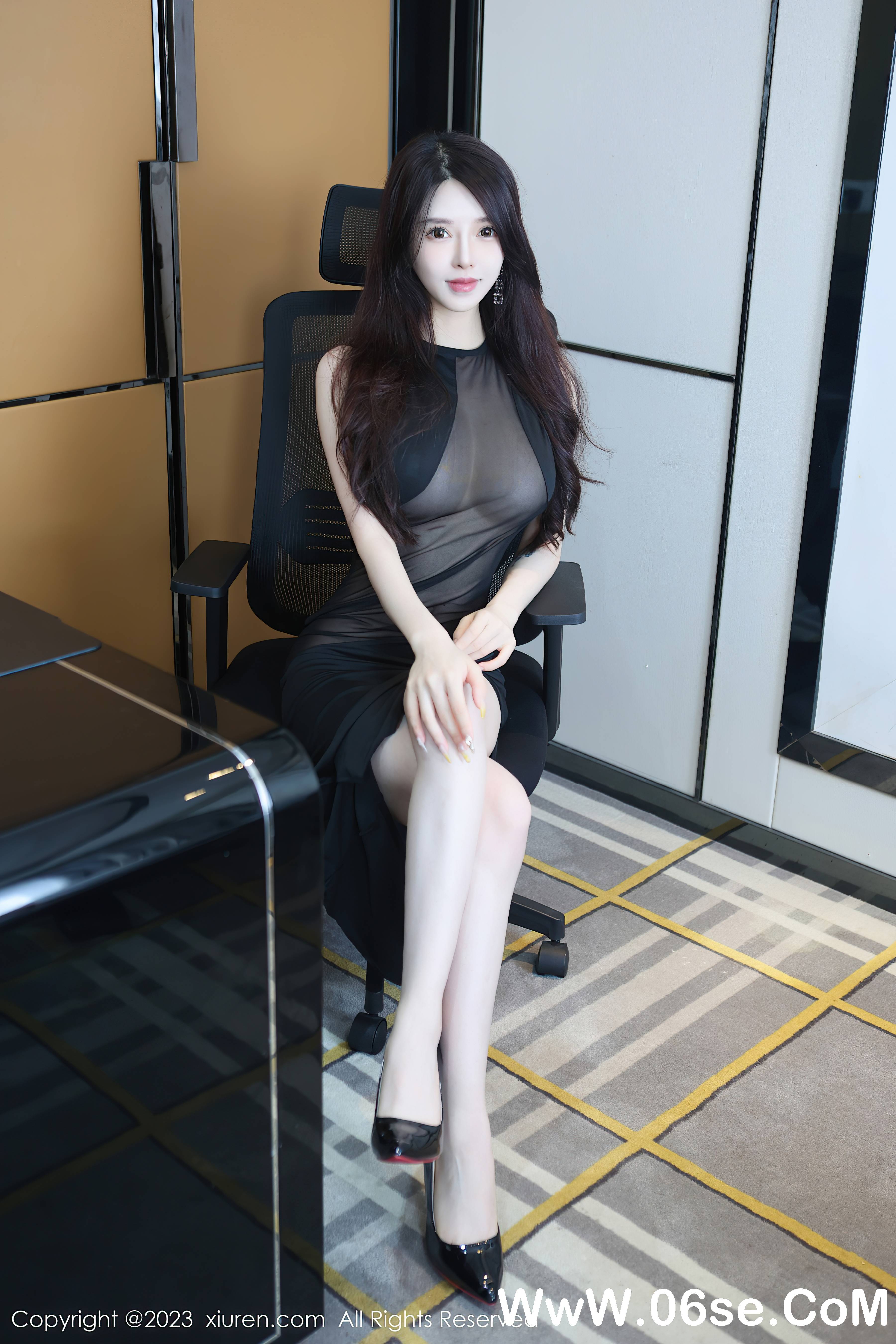 图片[2]-[XiuRen秀人网] 2023.06.19 NO.6937 玉兔miki-六色网