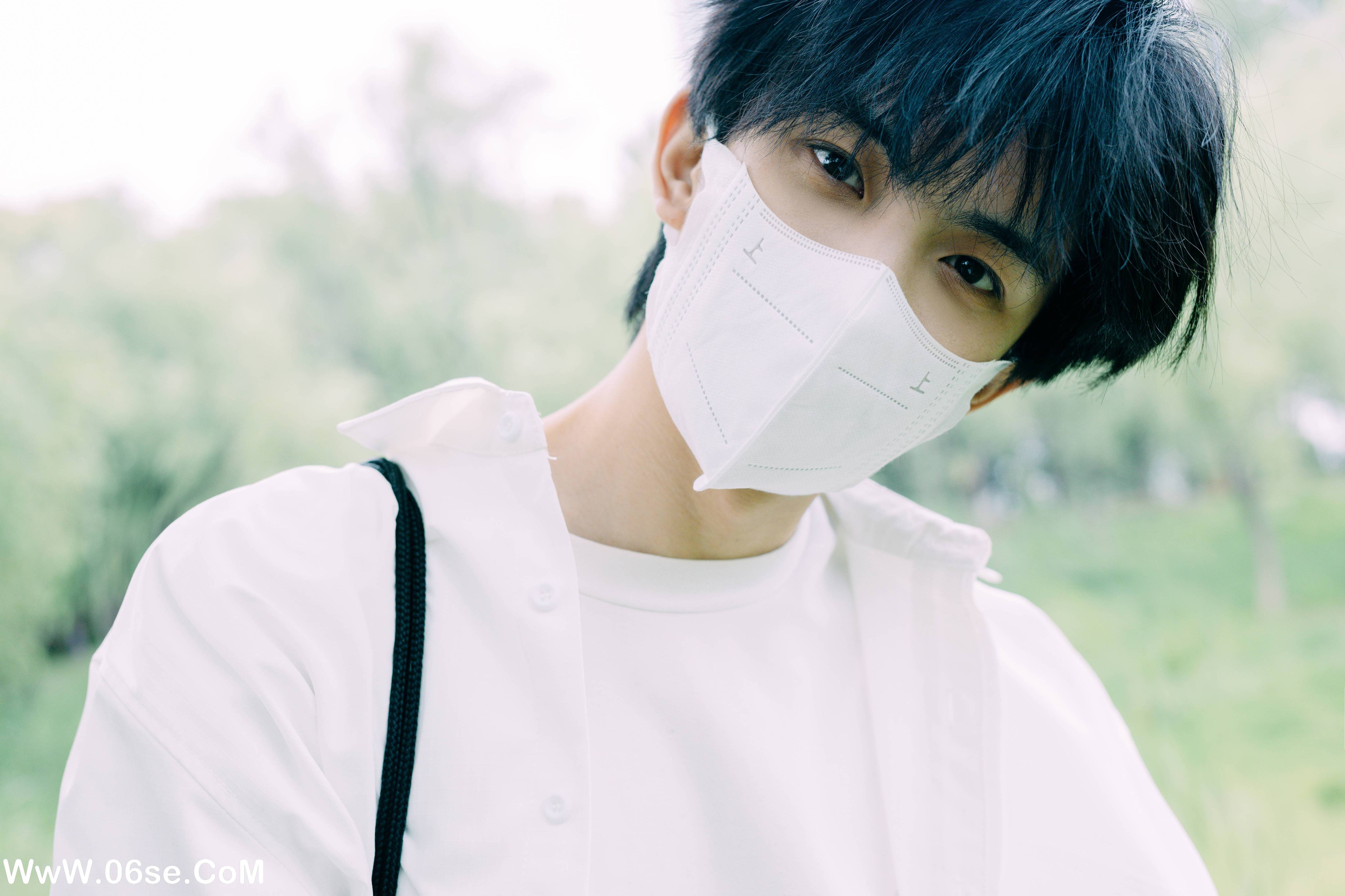 图片[3]-[YITUYU艺图语]2022.06.18 白衣少年 hoooka[22P-352.05MB]-六色网