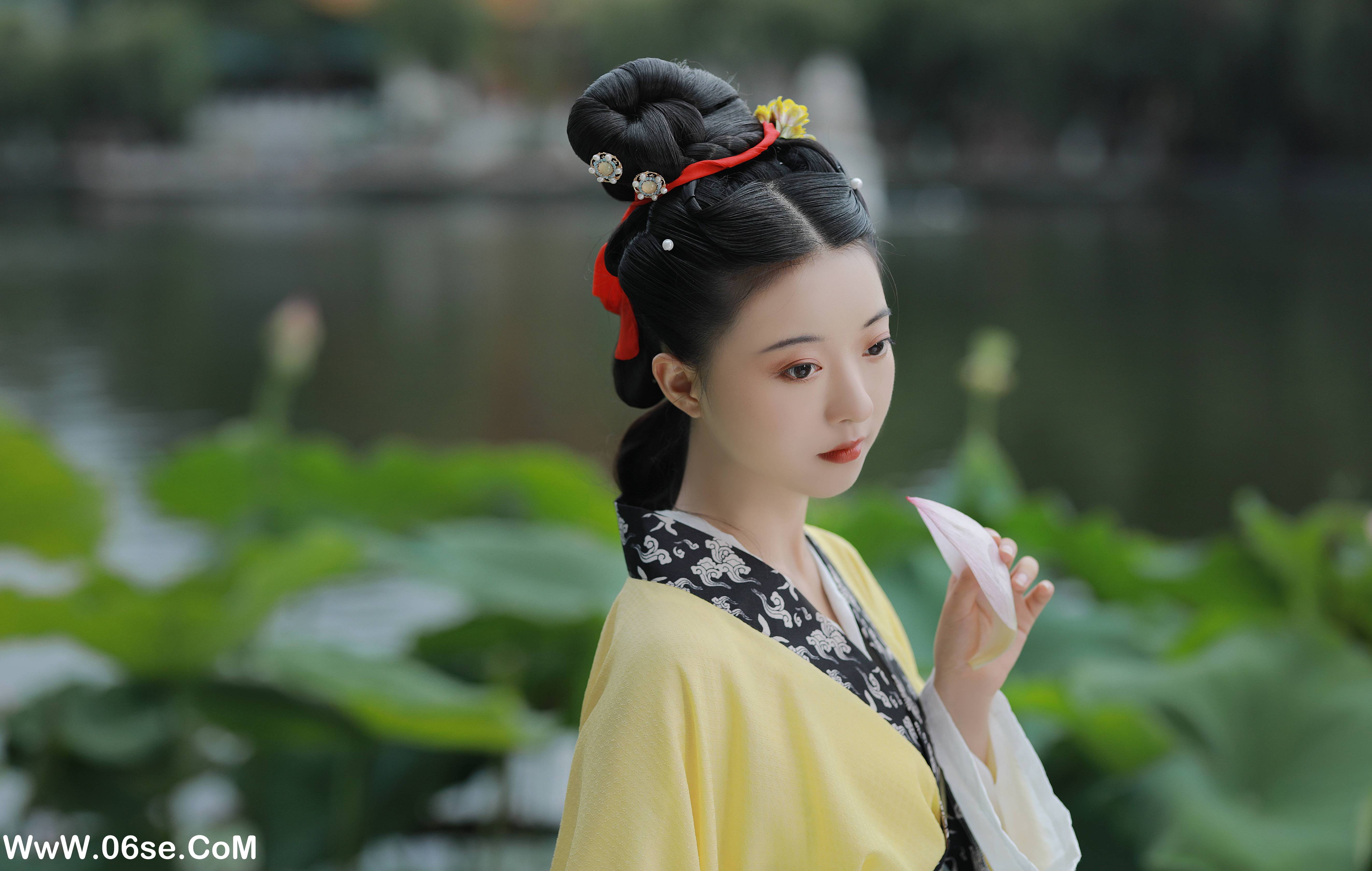 图片[25]-[YITUYU艺图语]2022.08.09 半夏 YunFleur[32+1P／640MB]-六色网