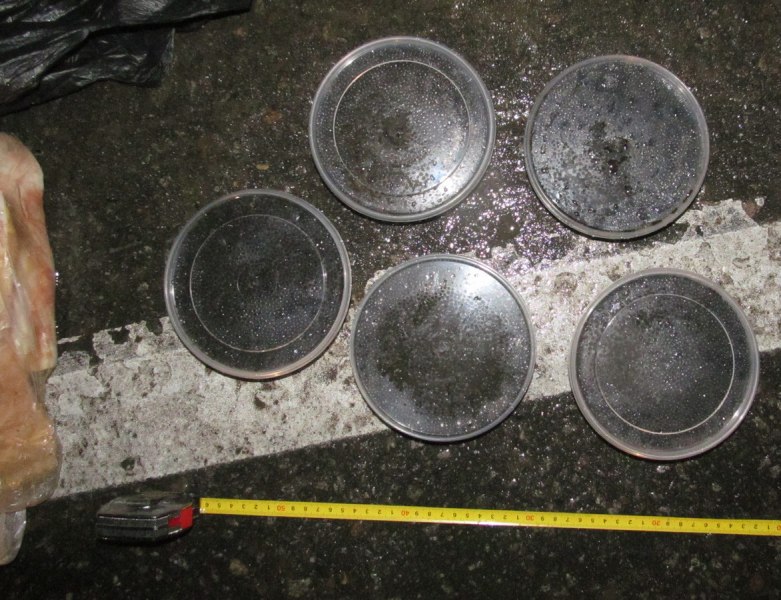 Браконьеров с 15,5 литрами черной икры поймали под Хабаровском