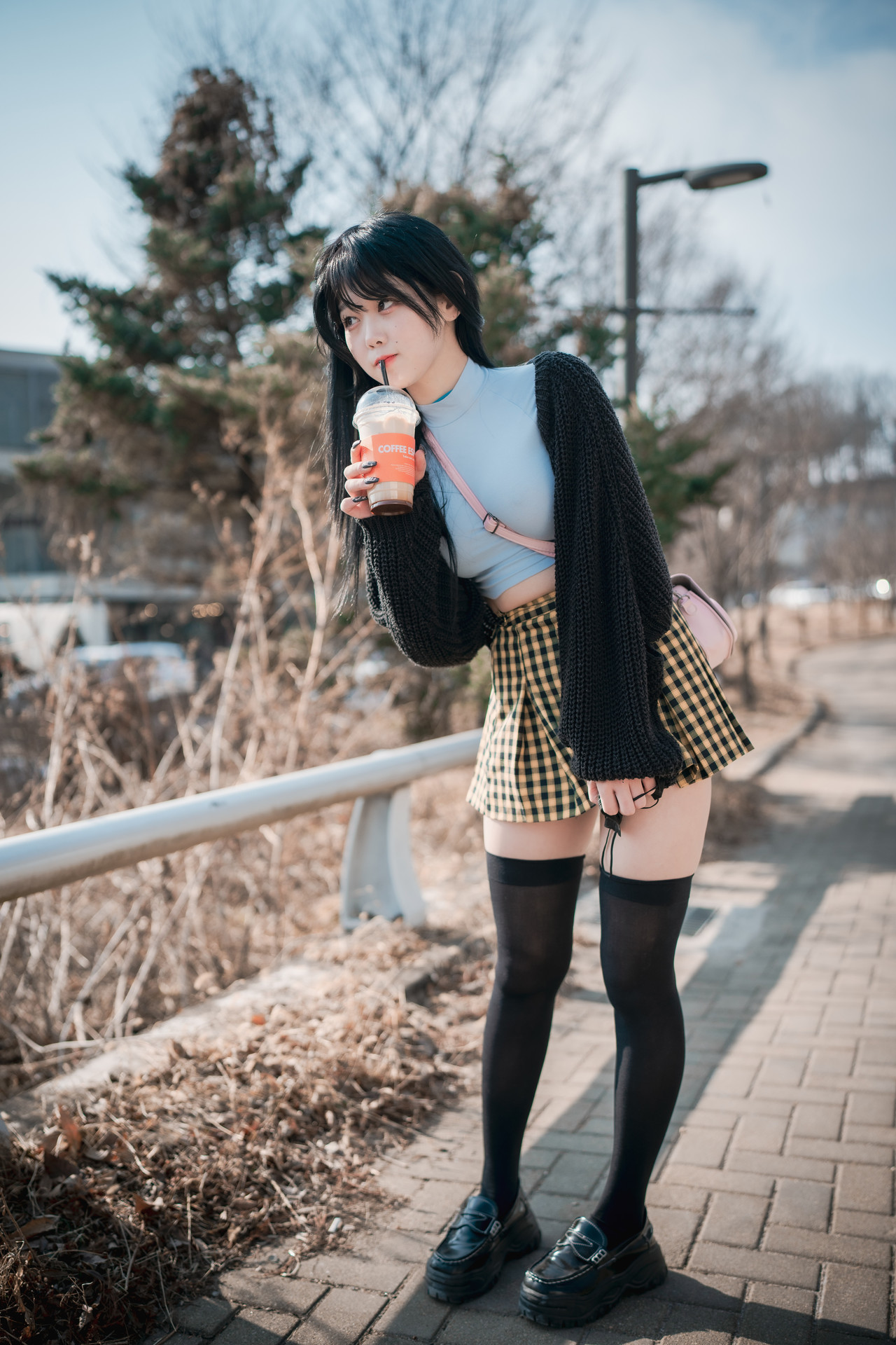ZIA.Kwon 권지아, [DJAWA] Early Spring Walk in March Set.02 54