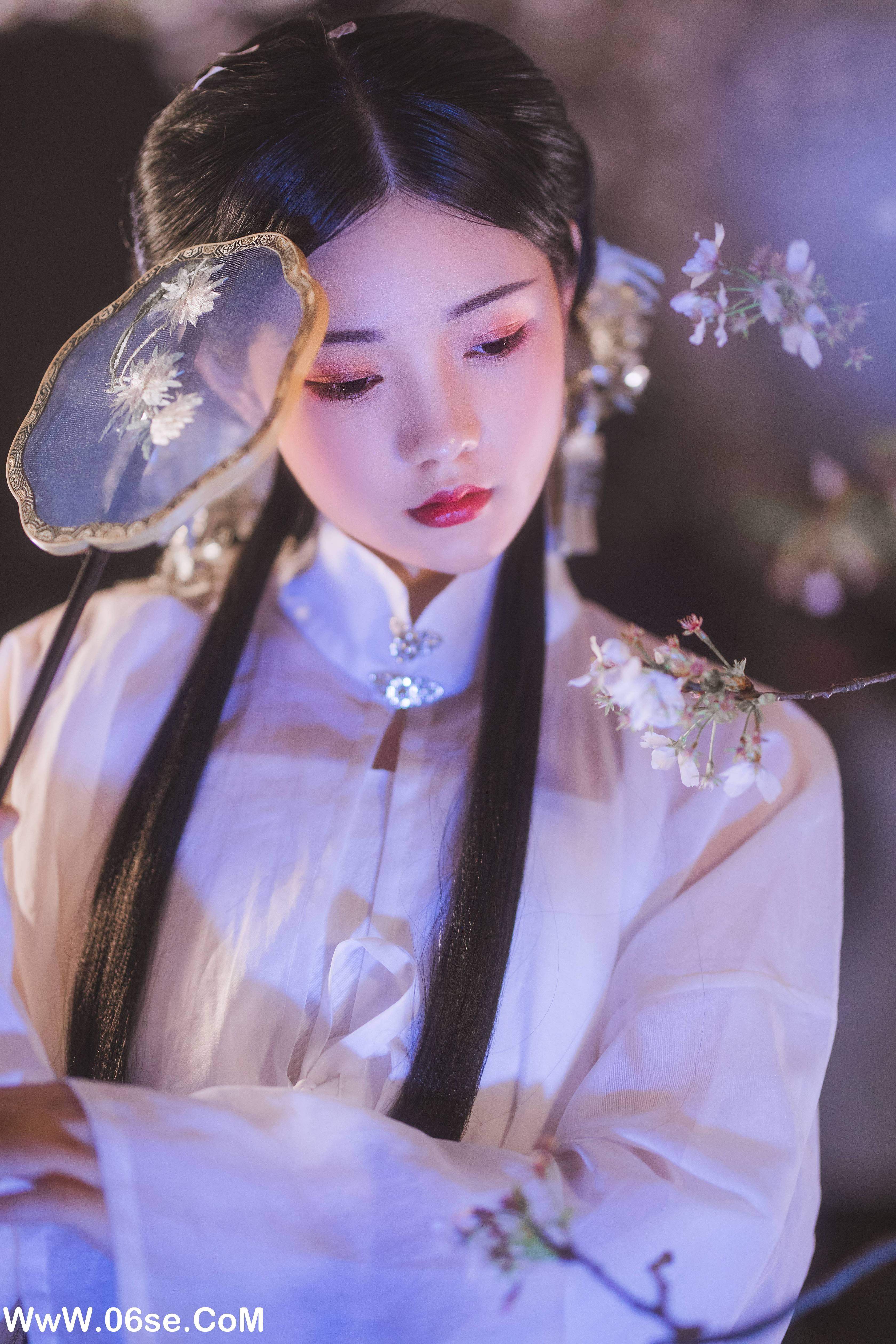 图片[13]-[YITUYU艺图语]2022.05.11 梦遣看花人 吴莹琨琨[22P-629.92 MB]-六色网