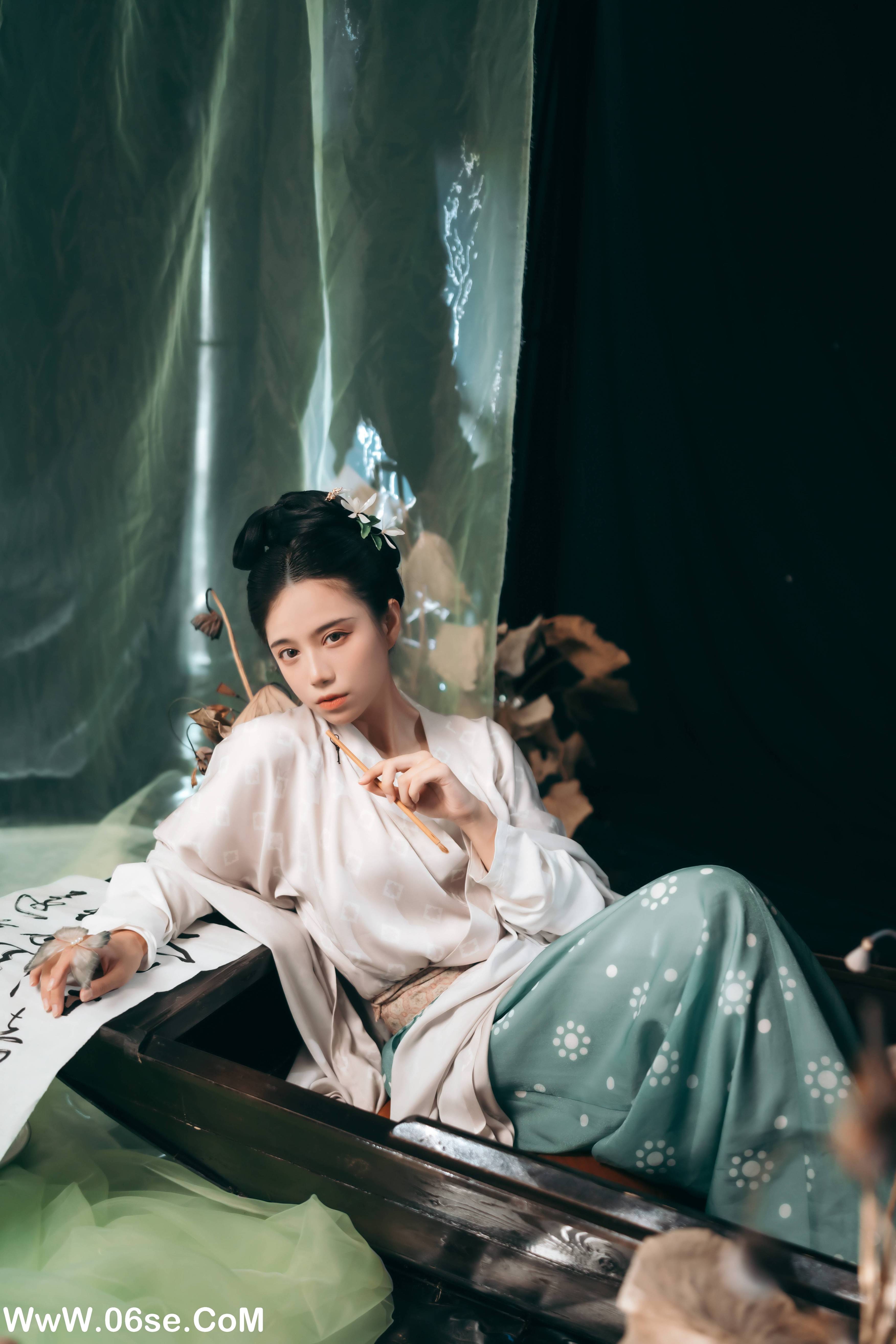 图片[11]-[YITUYU艺图语]2022.10.11 行香子 贰加六[31+1P／138MB]-六色网