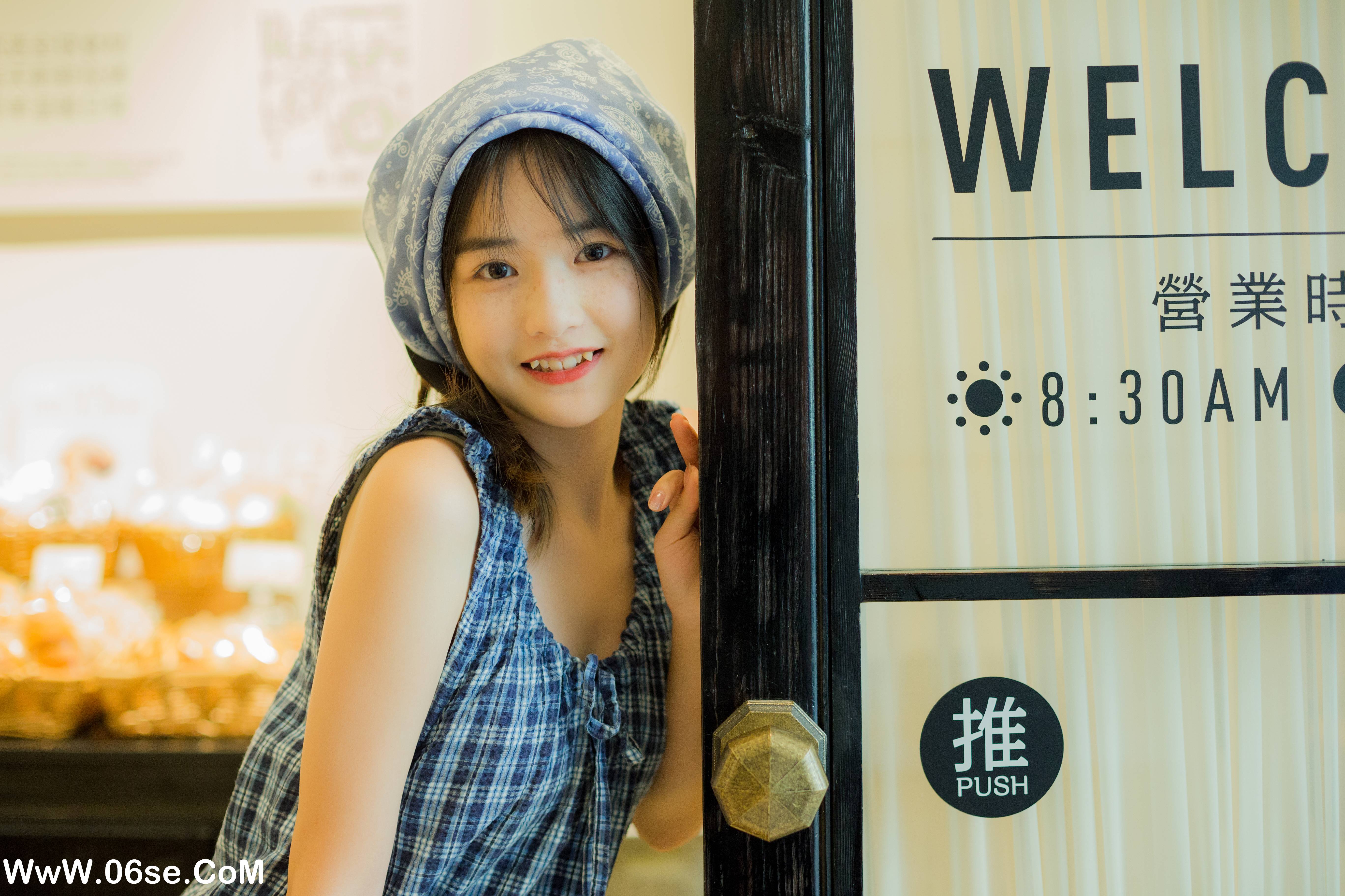图片[4]-[YITUYU艺图语]2022.10.17 面包店打工日 小怡妹妹cute[33+1P／433MB]-六色网