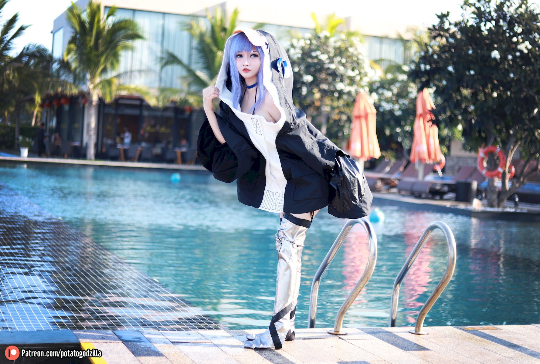 Potato Godzilla Cosplay 水着メルトリリス 15