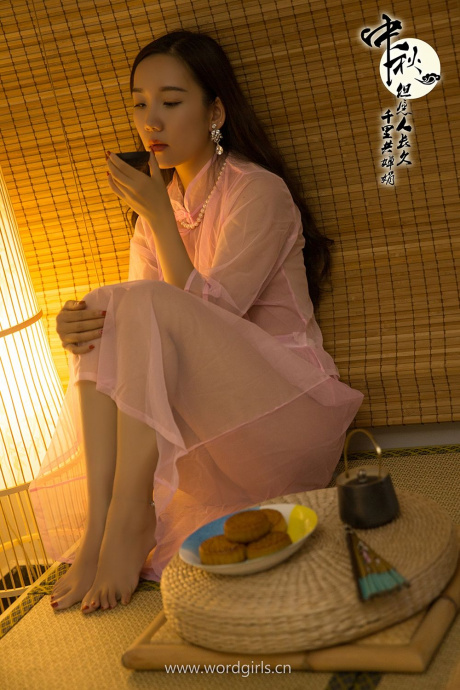 [Image: d47a54f43b9a42e1d2b3b.jpg]