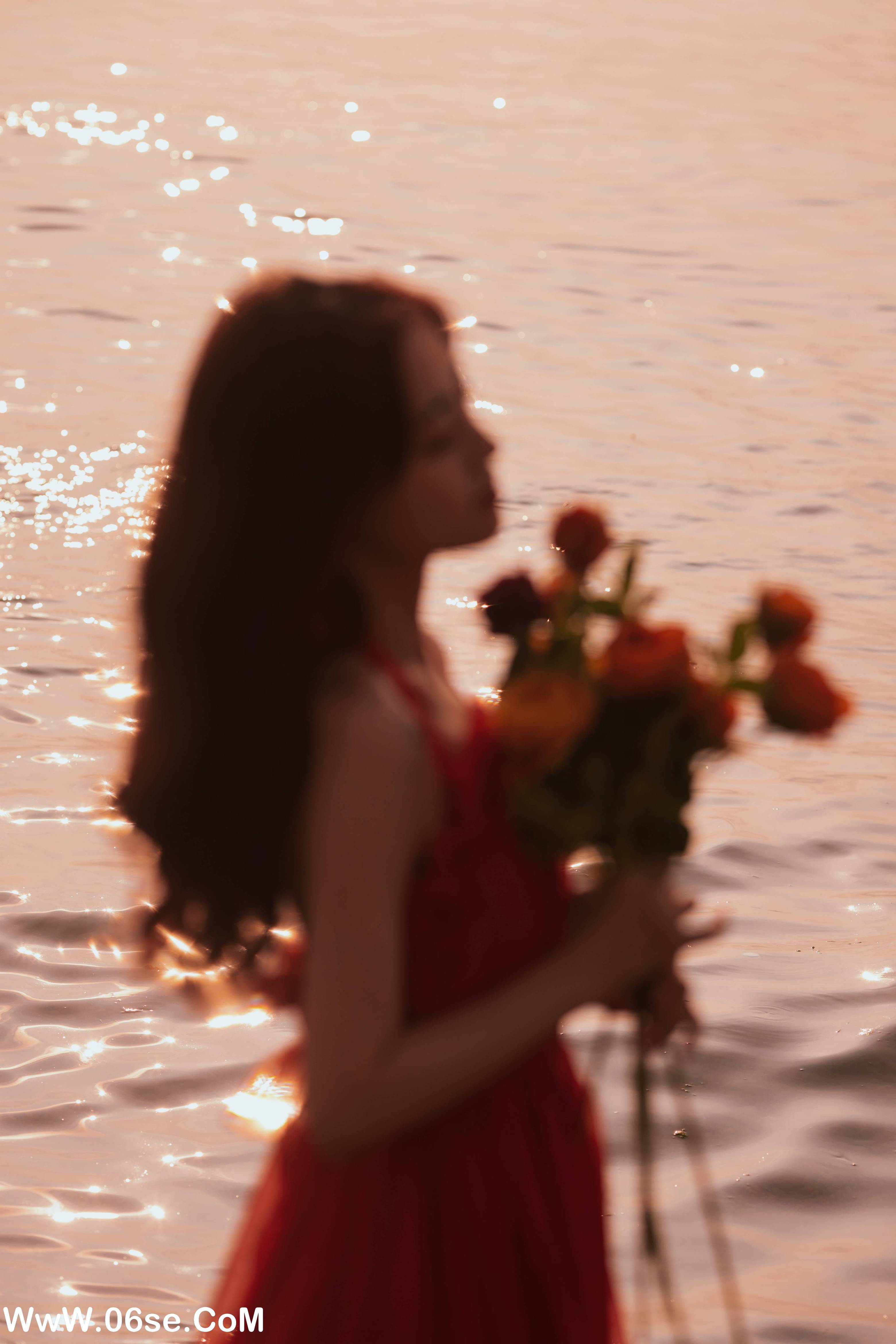 图片[12]-[YITUYU艺图语]2022.09.02 海边夕阳和红裙女孩 壹萱-[32+1P／280MB]-六色网