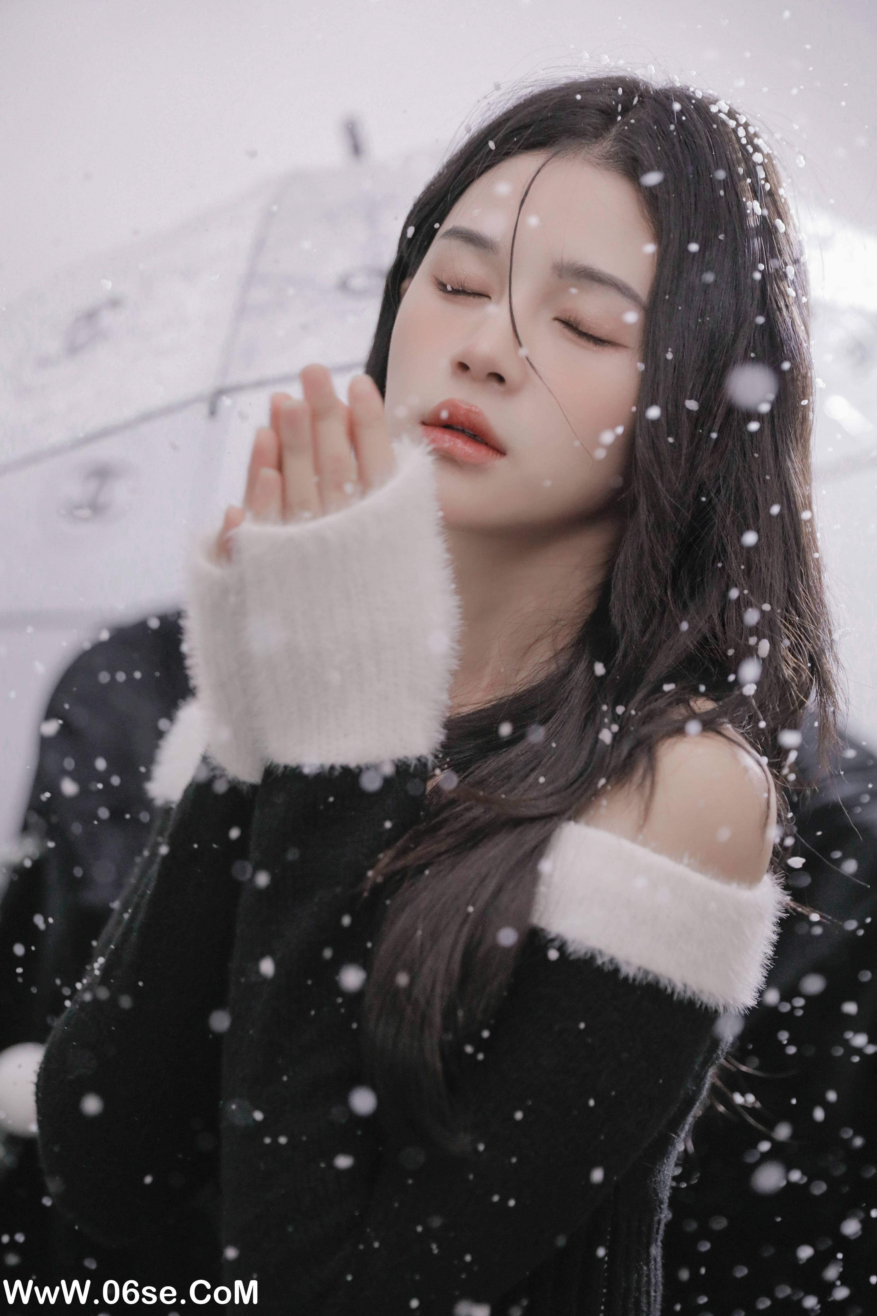 图片[16]-[YITUYU艺图语]2022.12.11 圣诞少女 馨瑶XINYAO[24+1P／301MB]-六色网