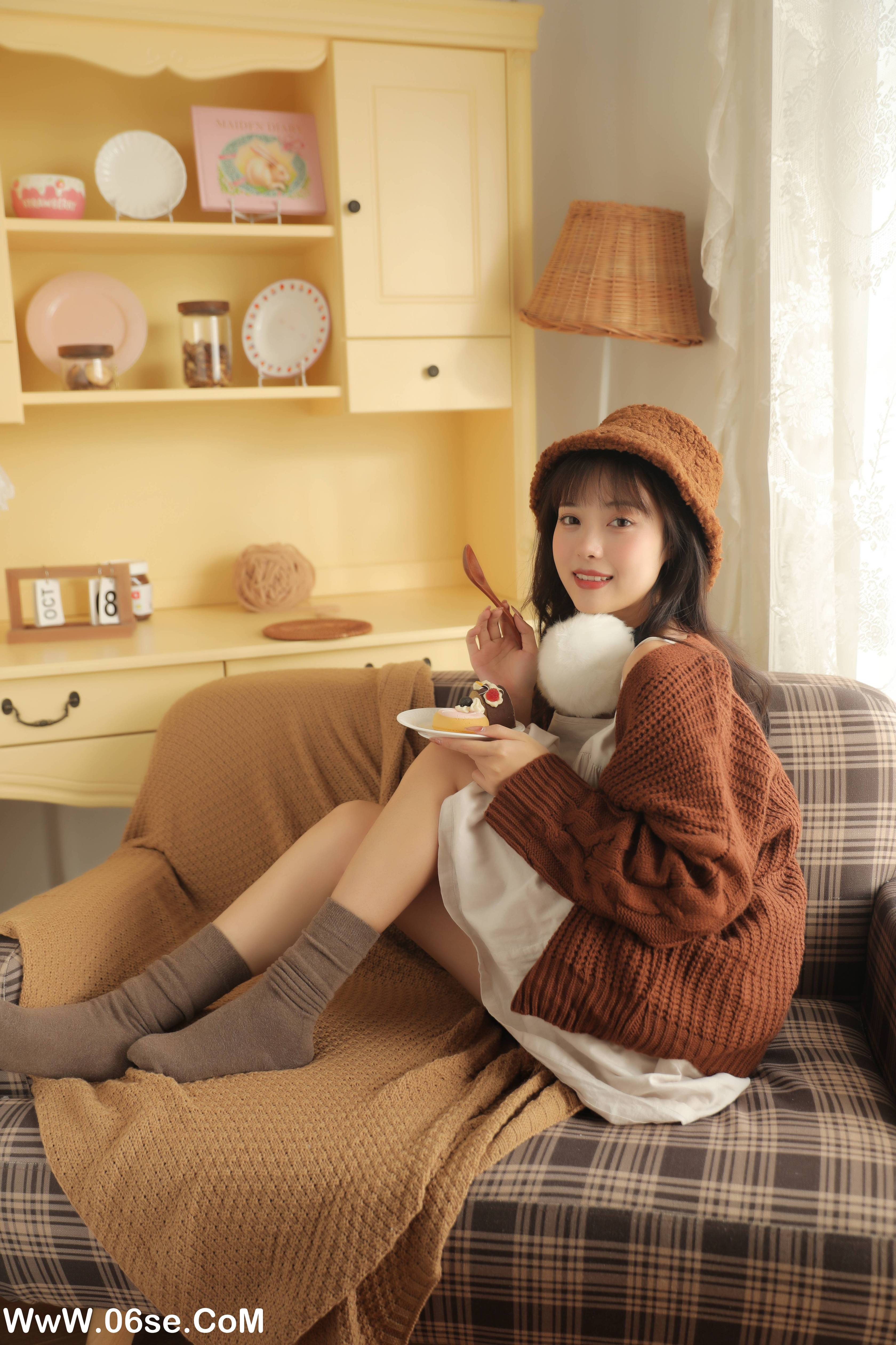 图片[10]-[YITUYU艺图语]2022.11.24 榛子拿铁 小薇人儿[31+1P／355MB]-六色网