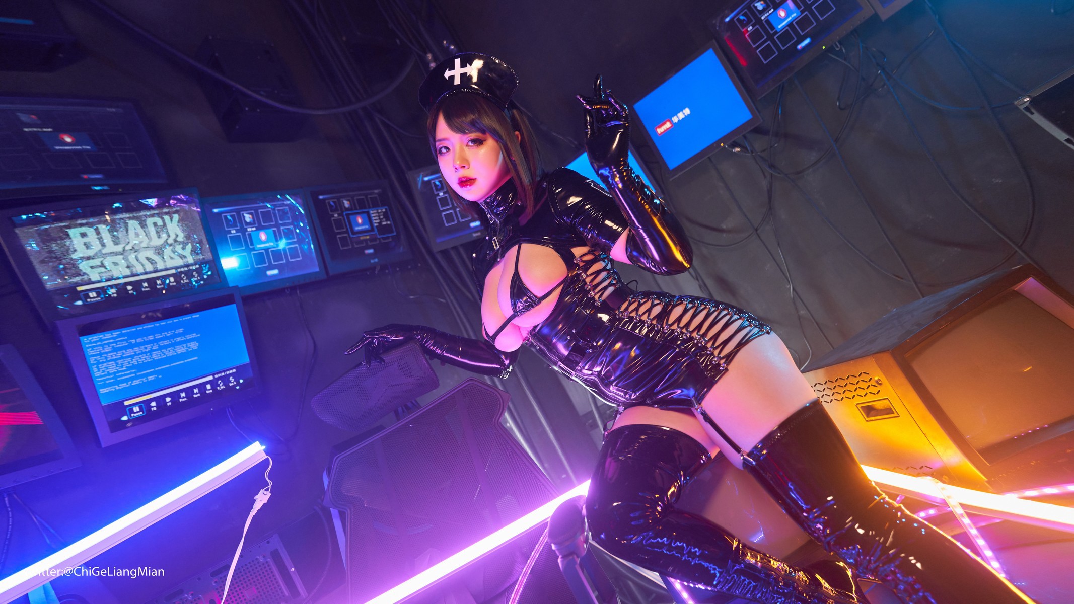 Cosplay 皮皮奶可可爱了啦 黑暗护士 18
