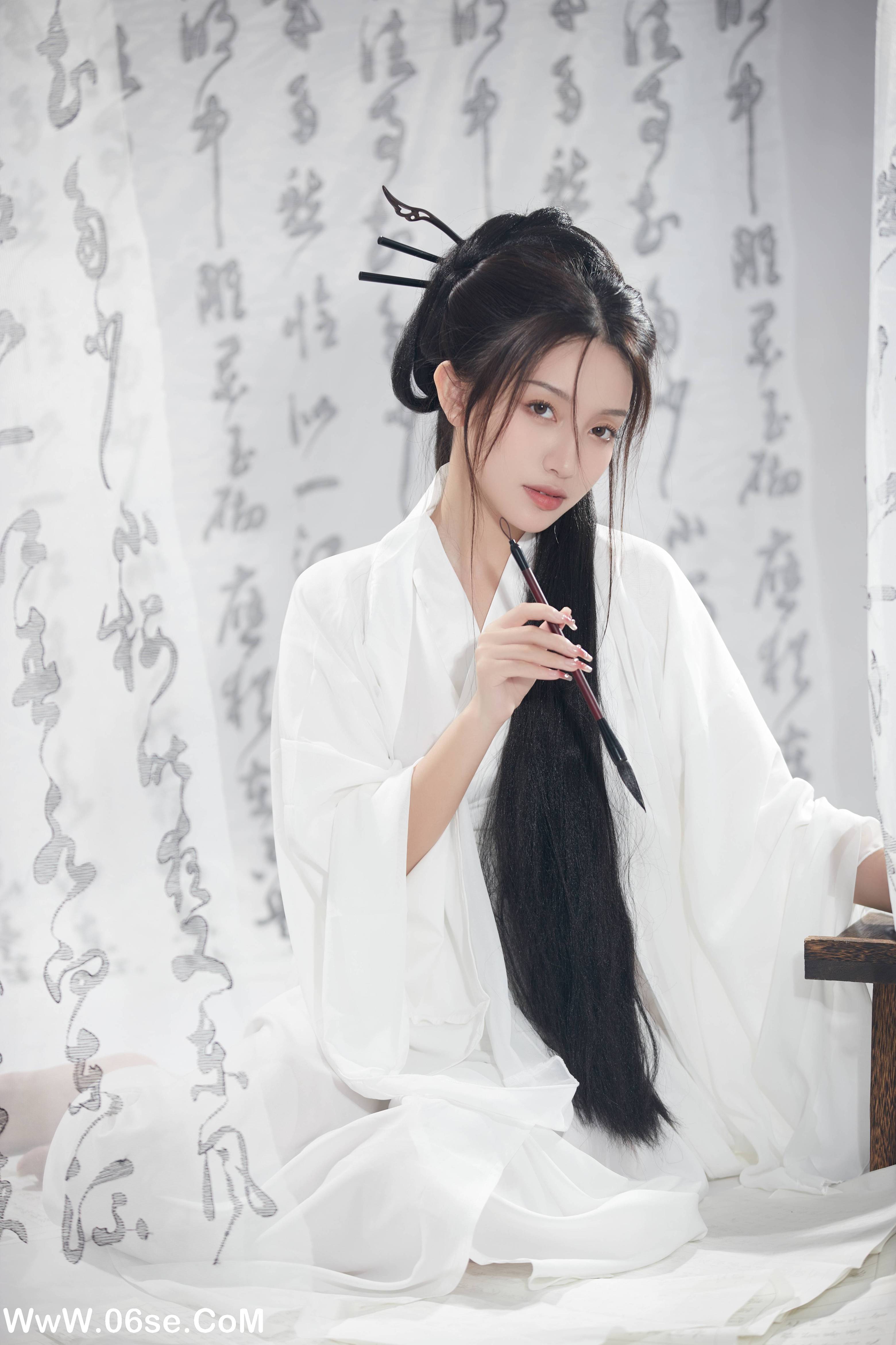 图片[36]-[YITUYU艺图语]2022.10.11 无关风月 柠萌婧啊[39+1P／394MB]-六色网