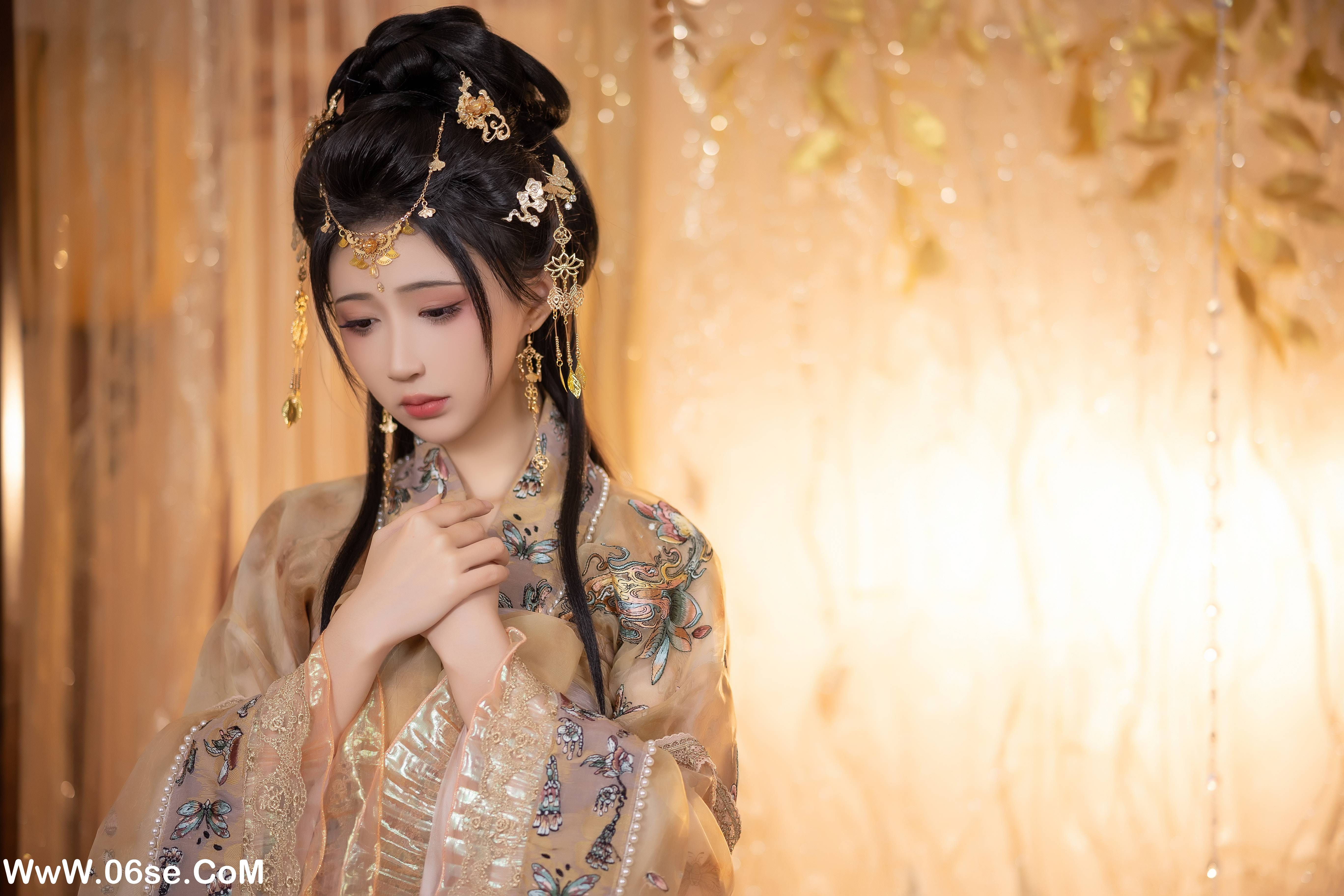 图片[22]-[YITUYU艺图语]2022.12.23 金陵月 -绮罗生的小苏苏-[27+1P／261MB]-六色网