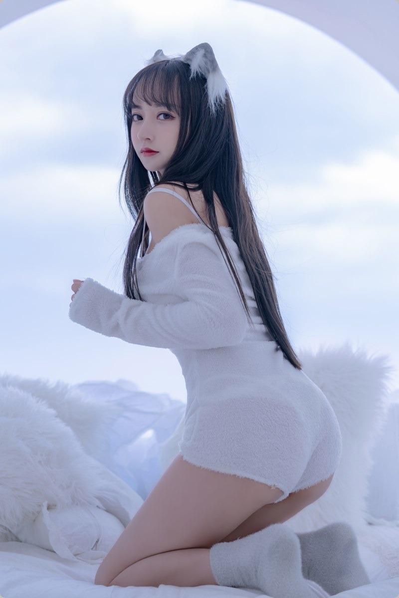 [Cos]过期米线线喵 - 小白狼[56P] 24