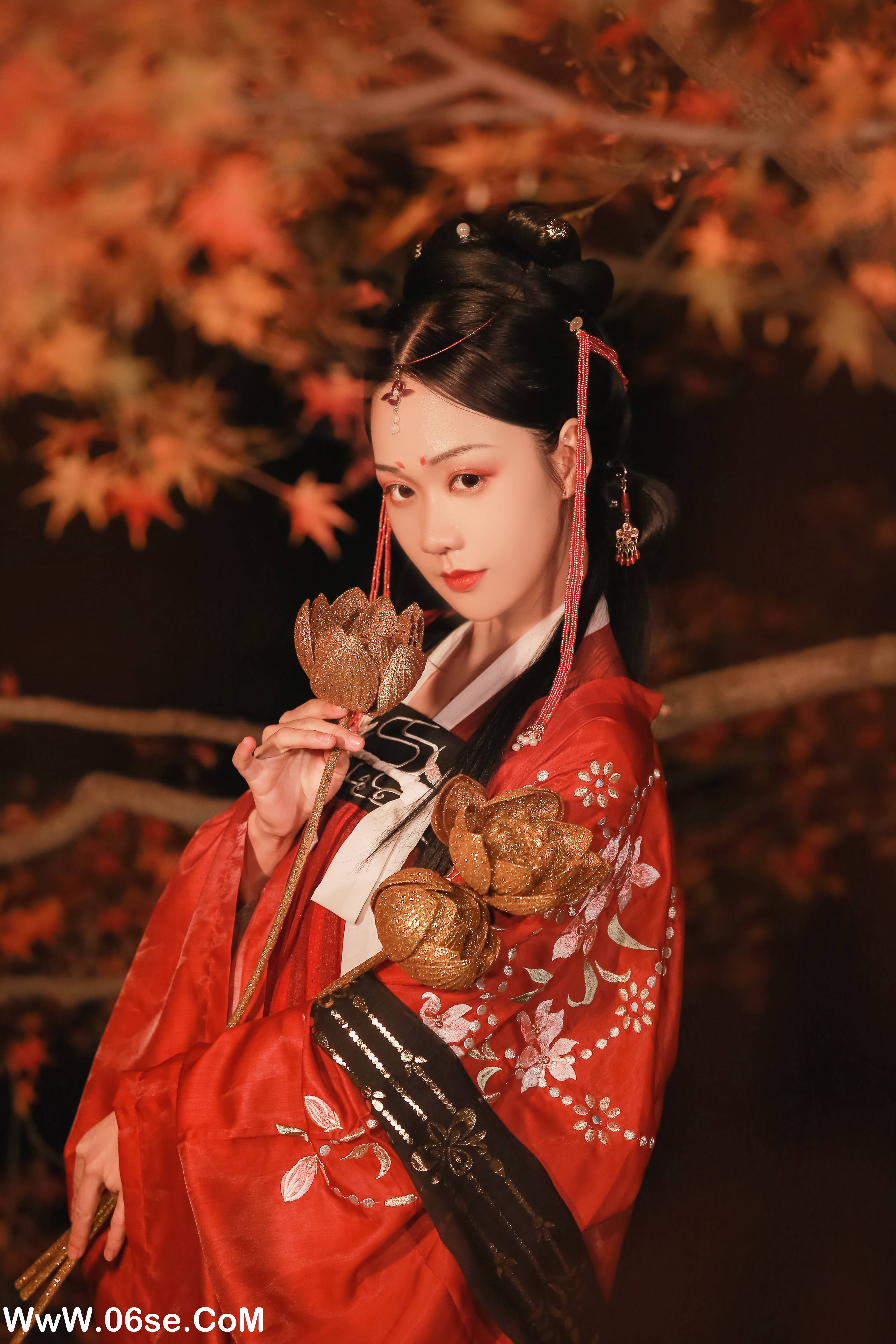图片[12]-[YITUYU艺图语]2022.10.25 红罗意 甲涟鱼鱼[21+1P／104MB]-六色网
