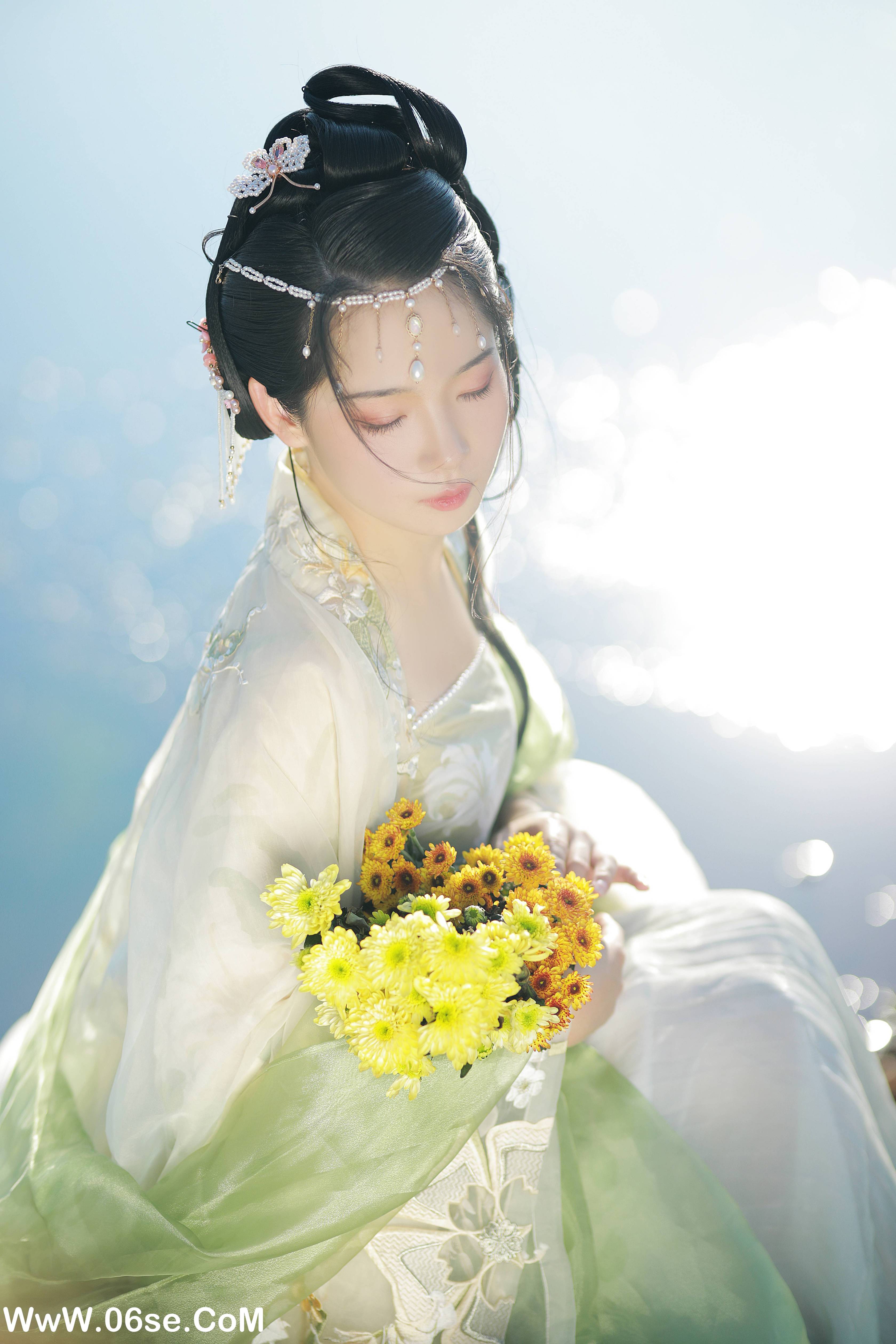 图片[33]-[YITUYU艺图语]2022.09.30 夏日长 落花人独立[35+1P／644MB]-六色网