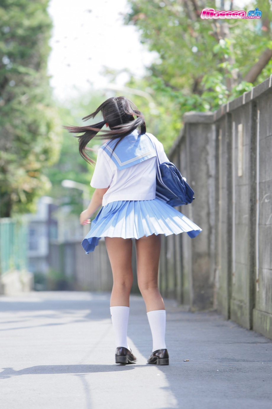 [Image: d558e4d237be4a54d158b.jpg]